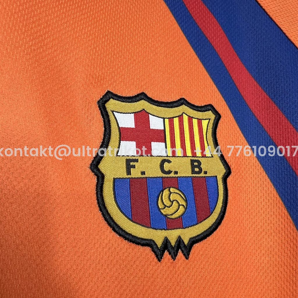 UltraTrikot-Retro Barcelona 1997-98 European Away Jersey