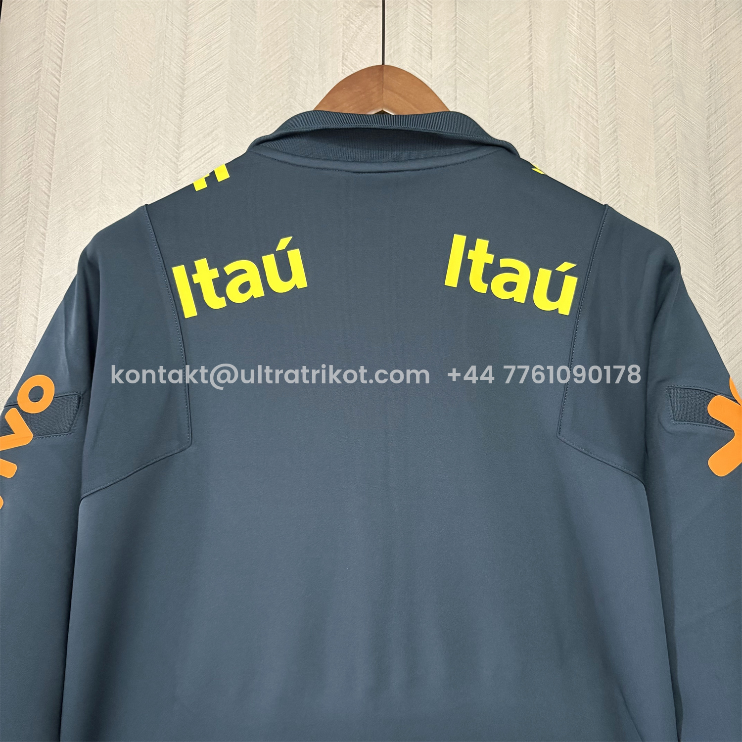 UltraTrikot-Retro Brazil 2022 Pre-Match Dark Blue Unsponsored Windbreaker