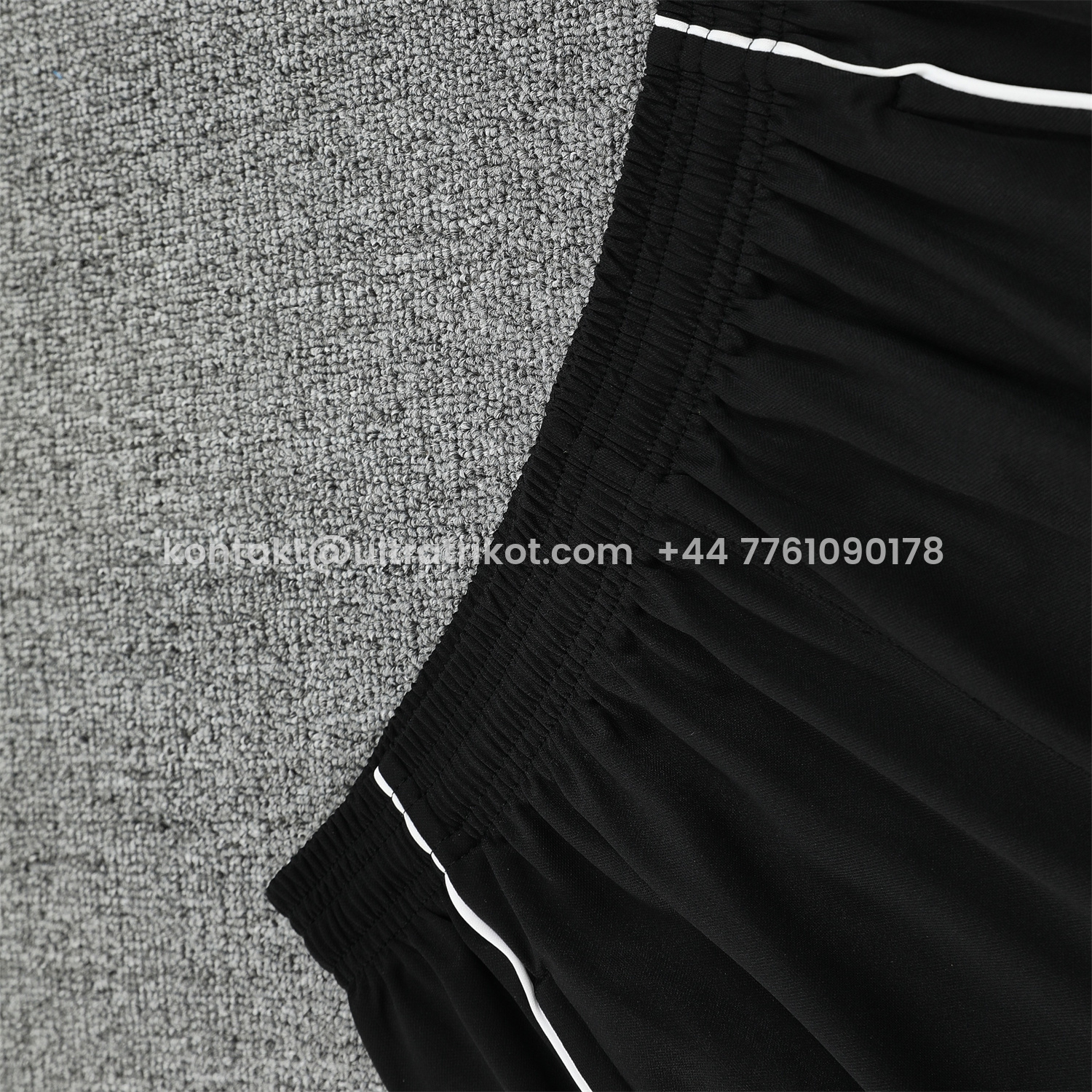 UltraTrikot-Real Madrid 25-26 Vest Training Set - Pink Arrow Pattern Vest & Black Shorts