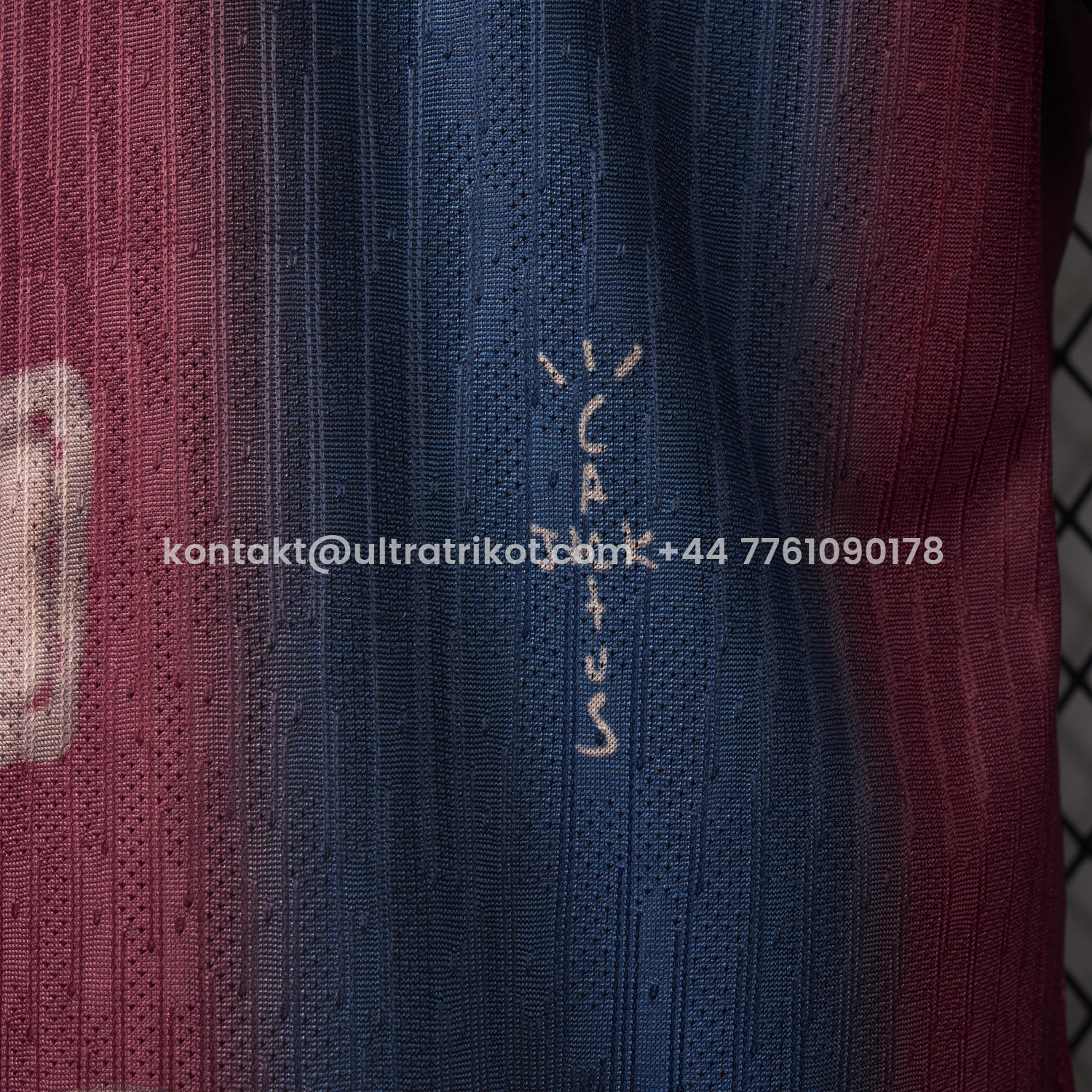 UltraTrikot-Barcelona x Travis Scott 2000-01 Home Retro Style Skeleton Jersey - Player Version