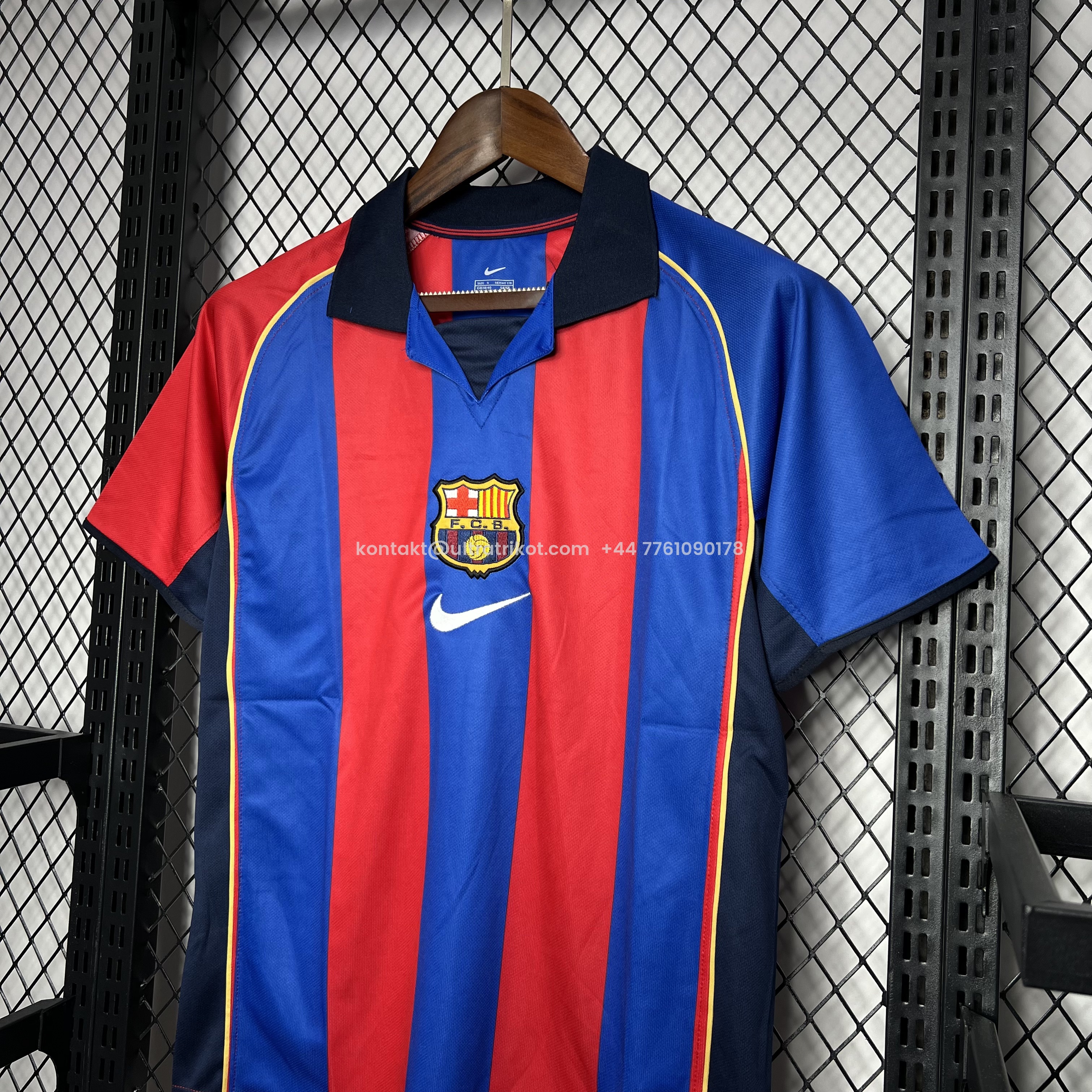 UltraTrikot-Retro Barcelona 01-02 Home Stadium Jersey