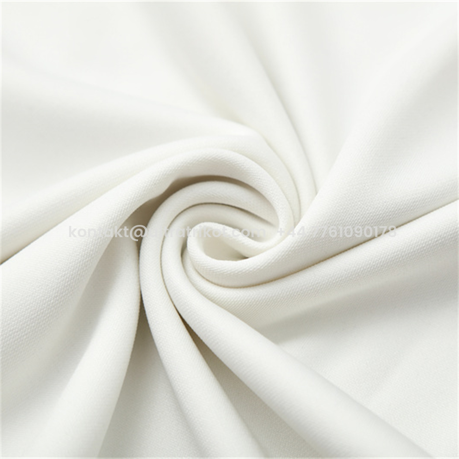 UltraTrikot-Liver.pool 25-26 Long Sleeve Training Set - White Top & Black Pants