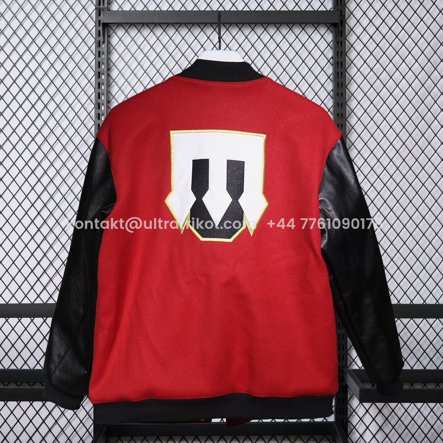 UltraTrikot-Manchester United 25-26 Warm Windbreaker Jacket - Red And Black