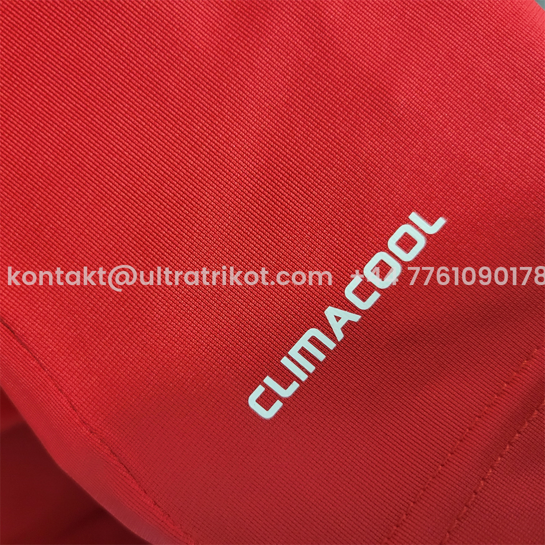 UltraTrikot-Retro Real Madrid 11-12 Third Red Jersey
