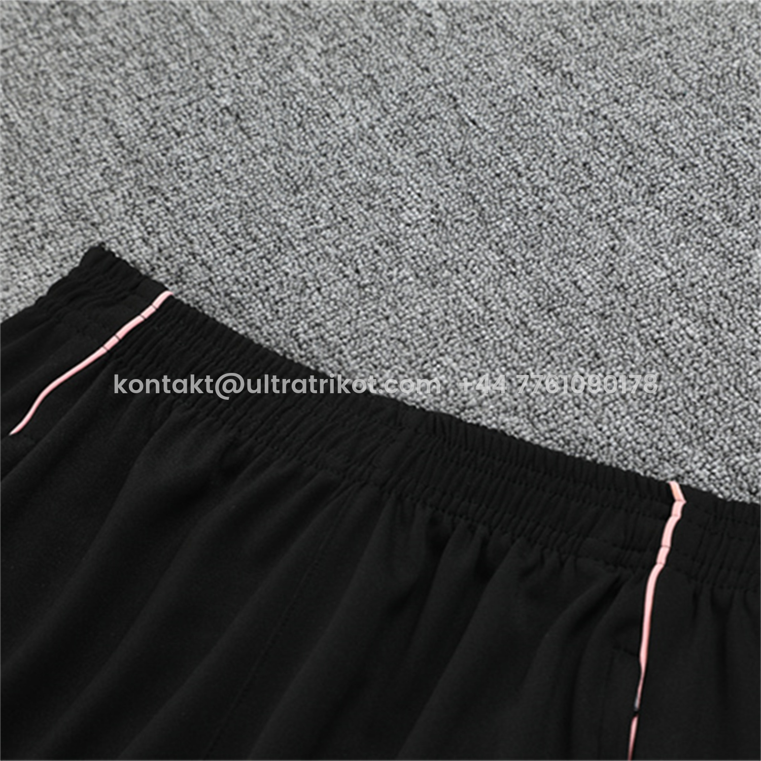 UltraTrikot-Juventus 25-26 Long Sleeve Training Set - White Top and Black Pants