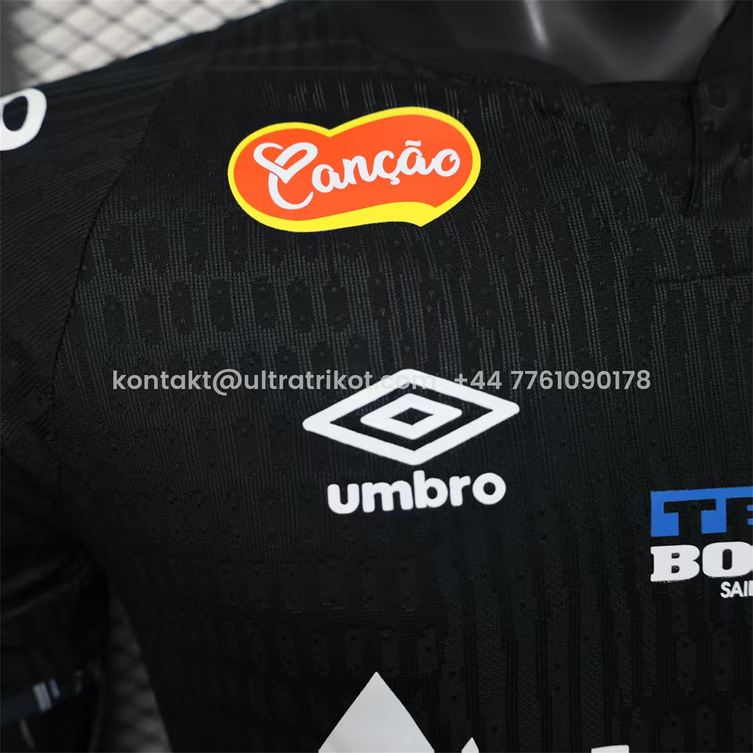 UltraTrikot-Santos 2025-26 Goalkeeper 2 Black Jersey With Sponsors - Player Version