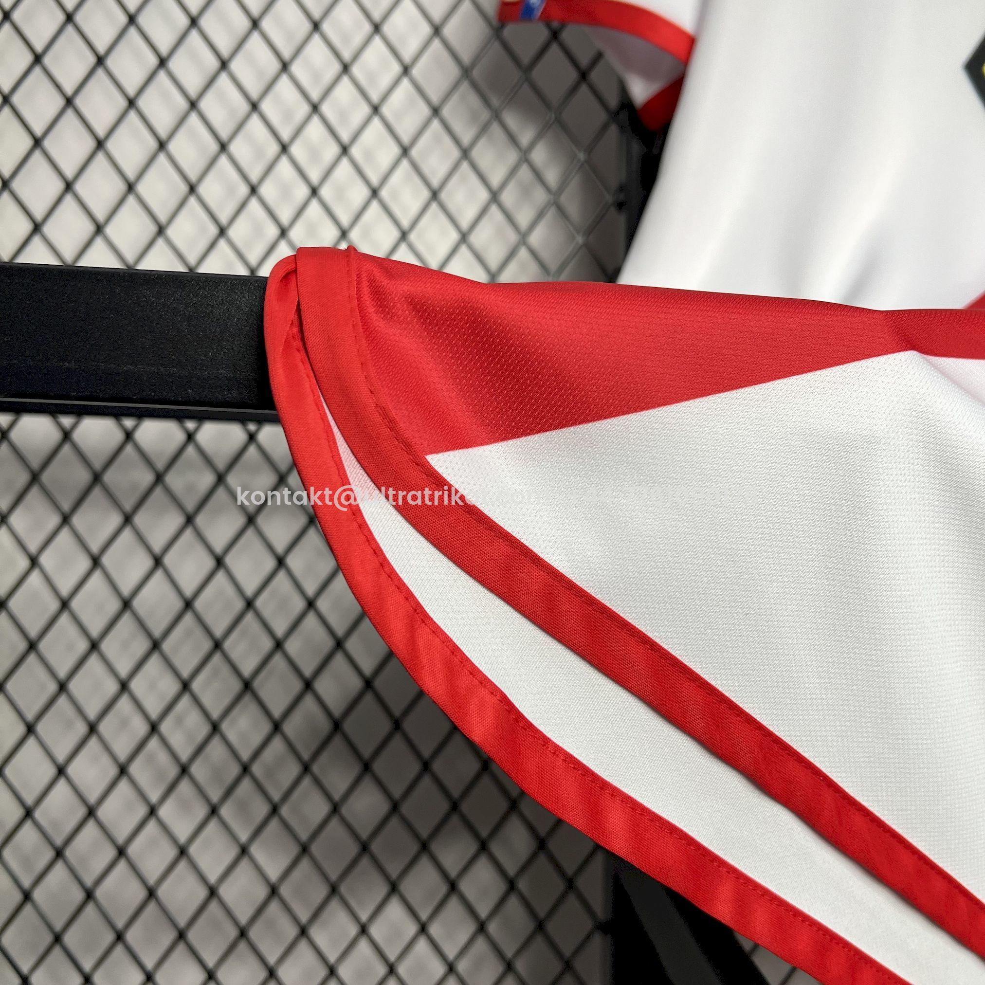 UltraTrikot-Retro Rayo Vallecano 2001-02 Home Jersey