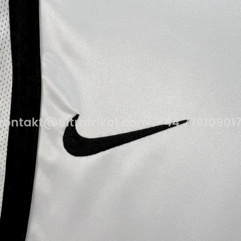 UltraTrikot-Retro Valencia 2000-01 Home Jersey