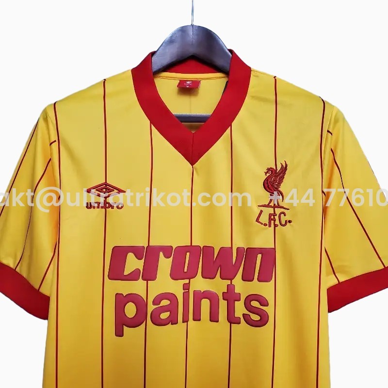 UltraTrikot-Retro Liver.pool 1982-84 Away Stadium Jersey