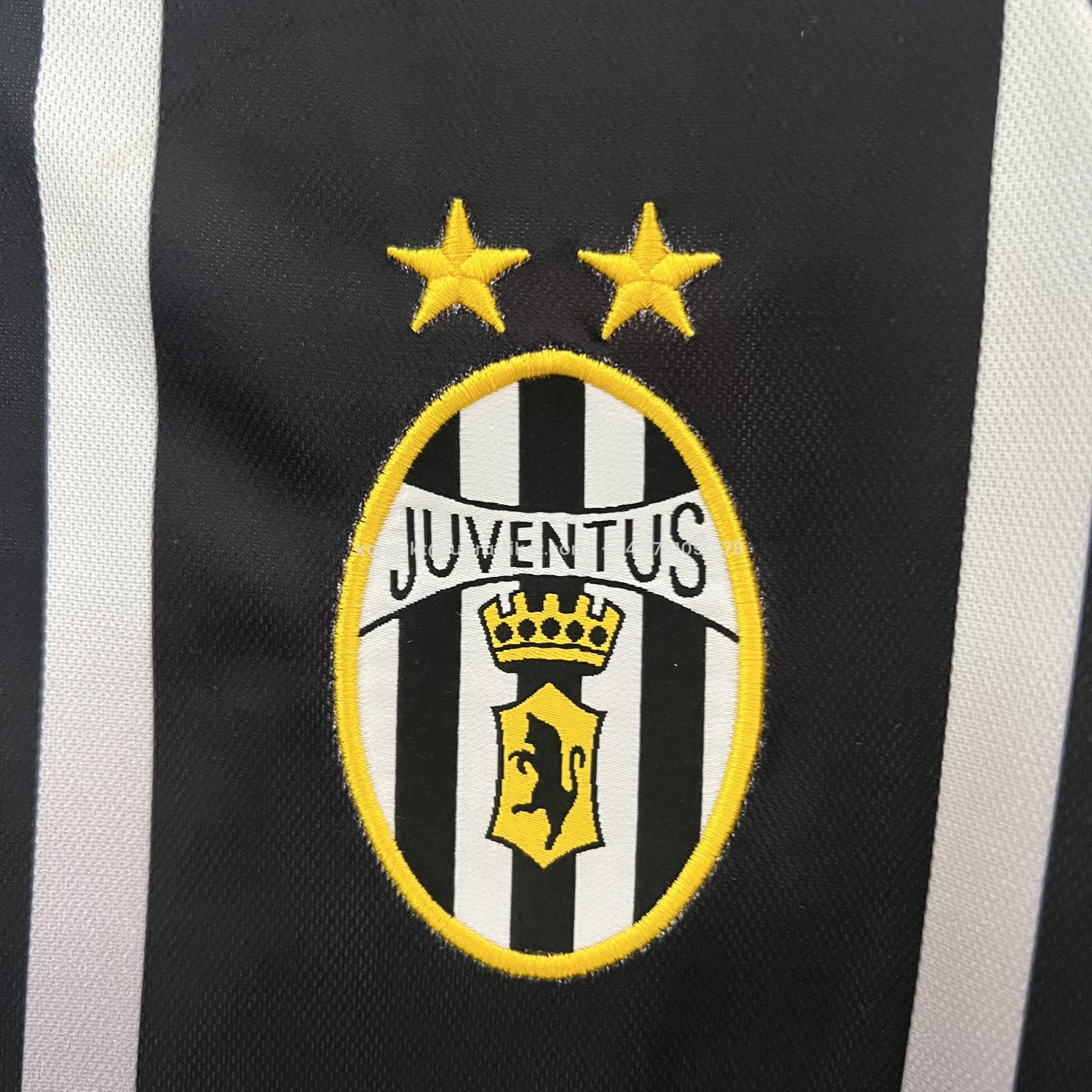 UltraTrikot-Retro Juventus 2000-01 Black Training Jersey