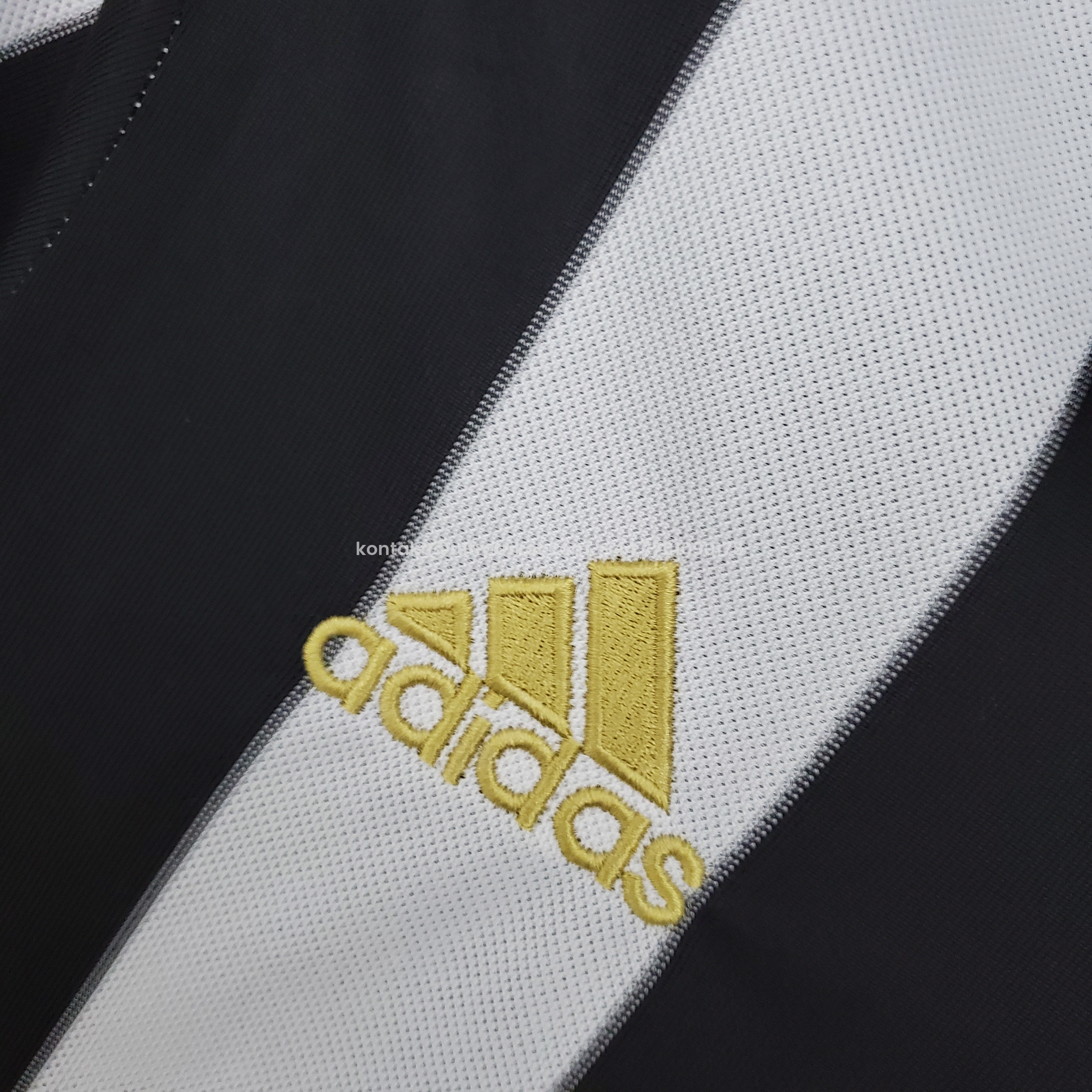 UltraTrikot-Retro Juventus 2017-18 Home Stadium Jersey