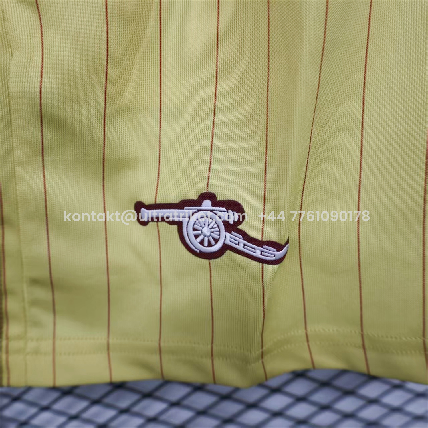 UltraTrikot-Arsenal 25-26 Trefoil Yellow Travel Shorts - Player Version