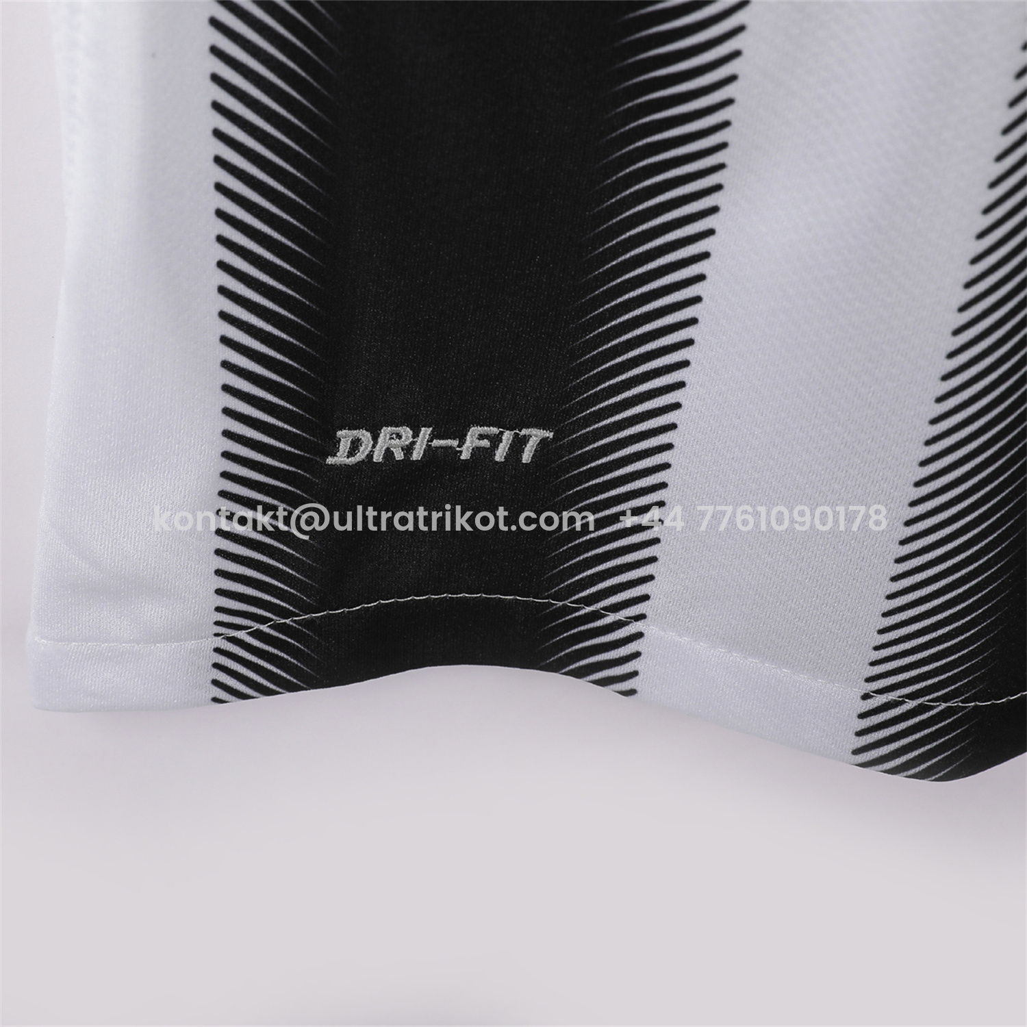 UltraTrikot-Retro Juventus 2011-12 Home Jersey