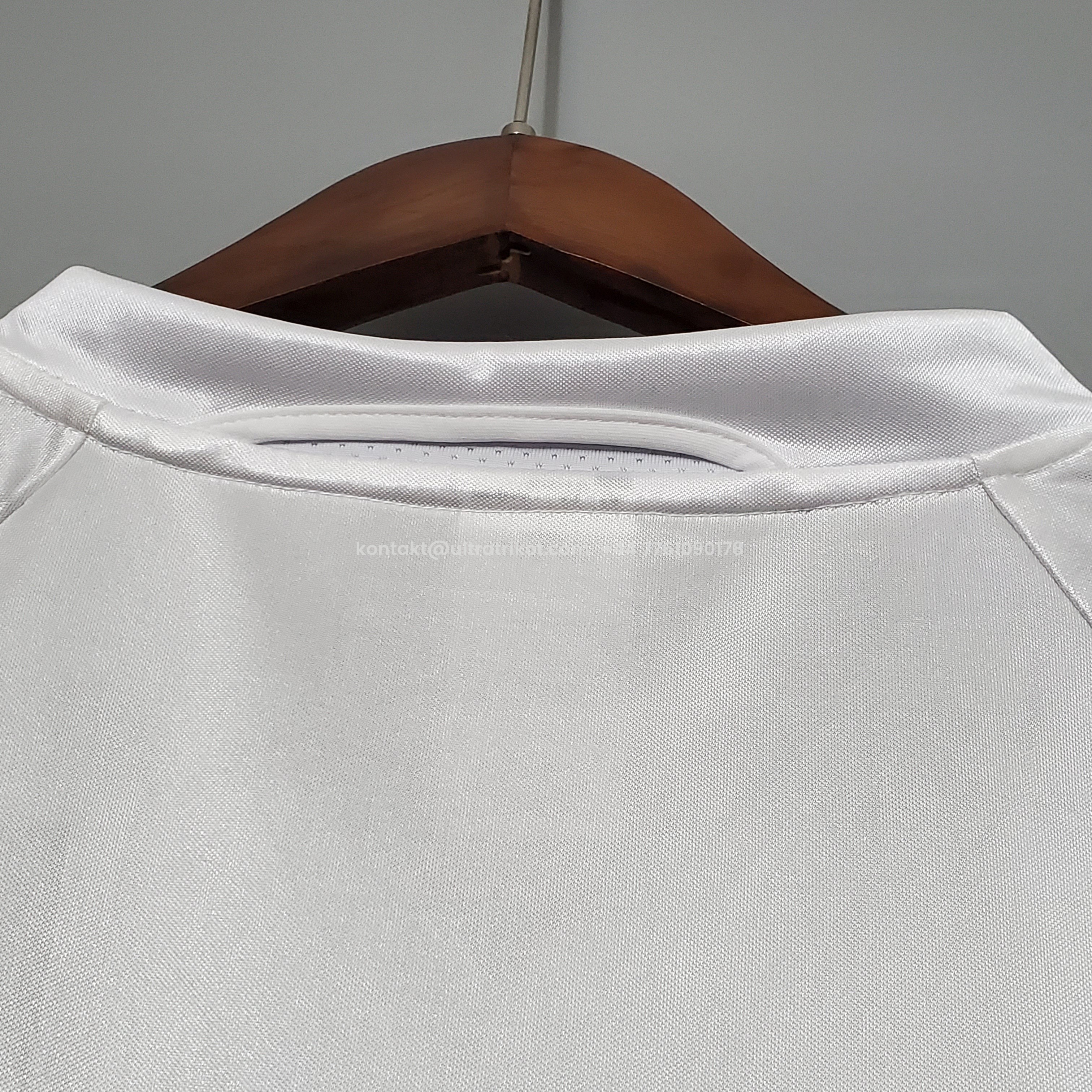 UltraTrikot-Retro Real Madrid 04-05 Home Stadium Jersey