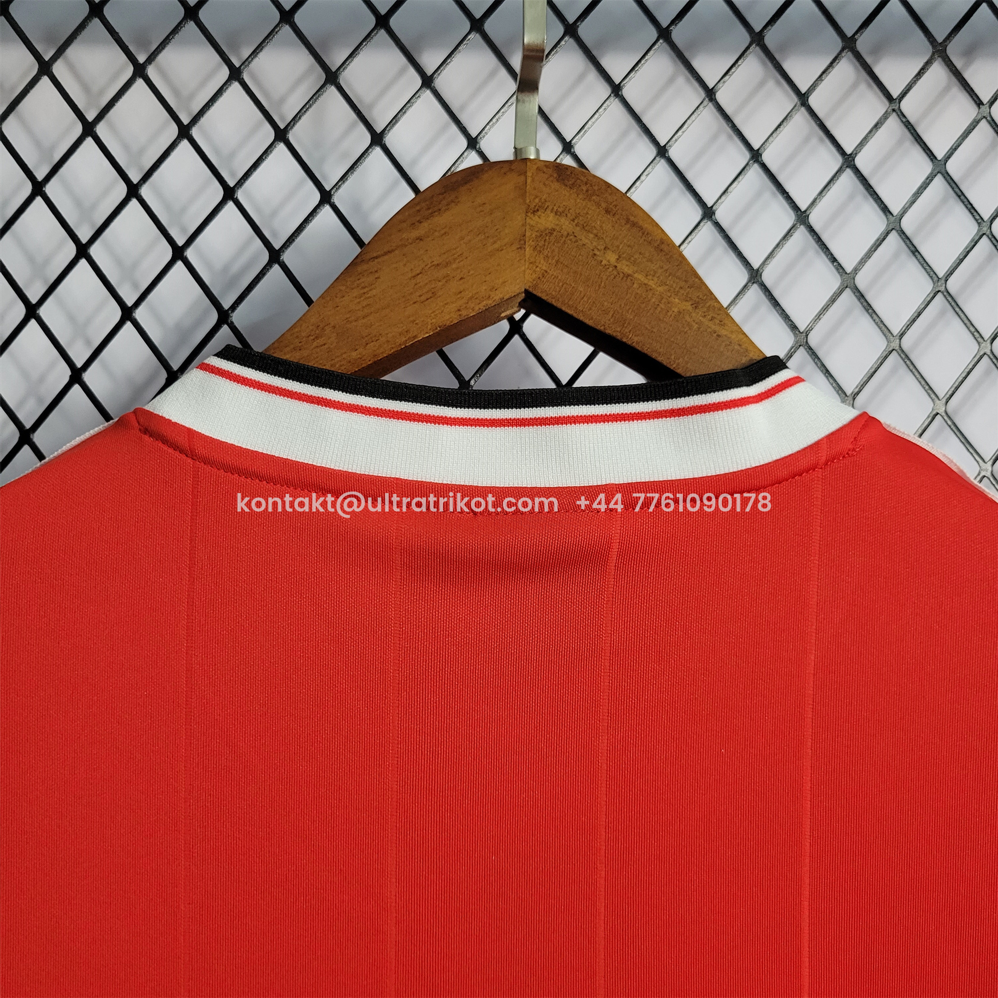 UltraTrikot-Retro Manchester United 83-84 Home Stadium Jersey