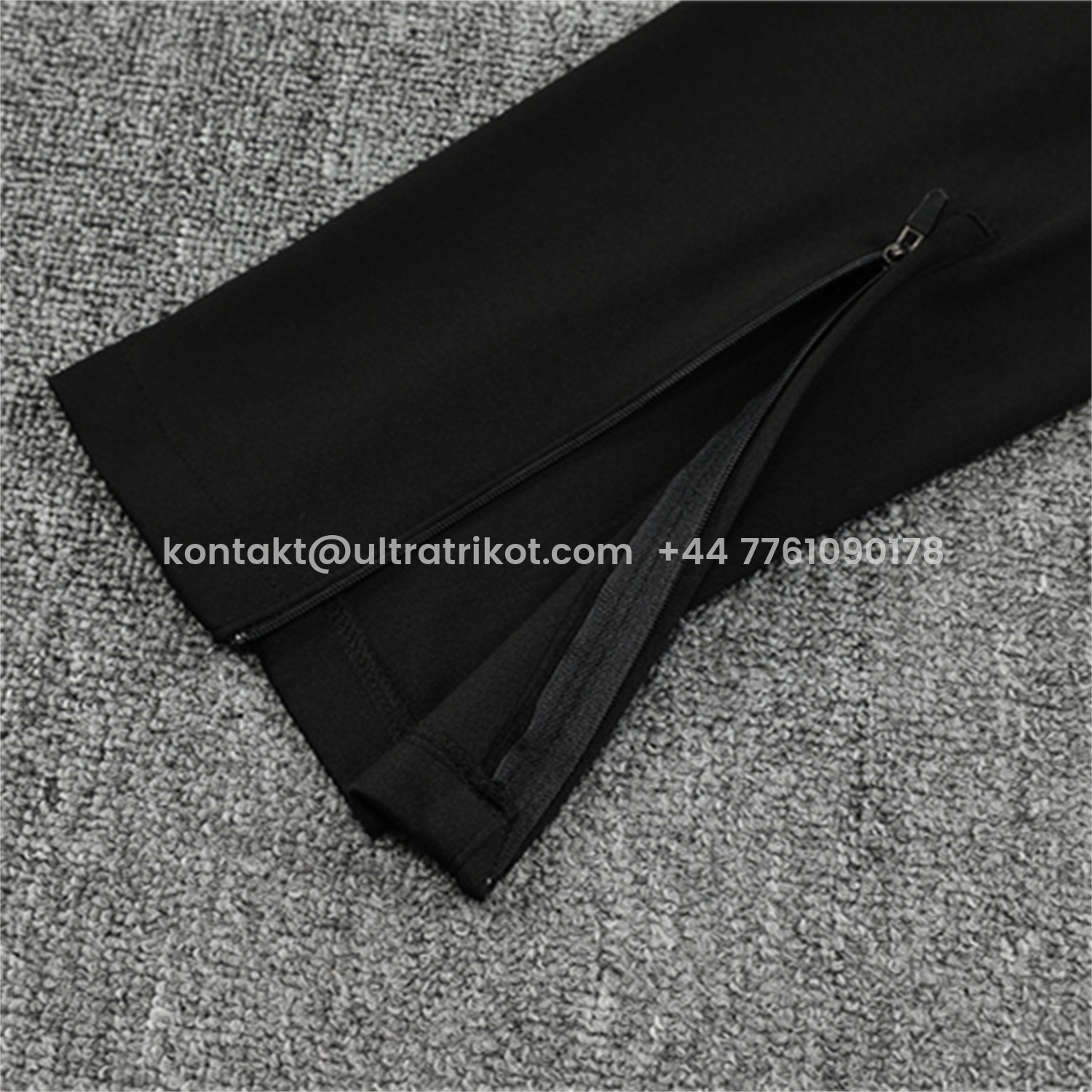 UltraTrikot-Manchester United 25-26 Long Sleeve Training Set - Black Top & Black Pants