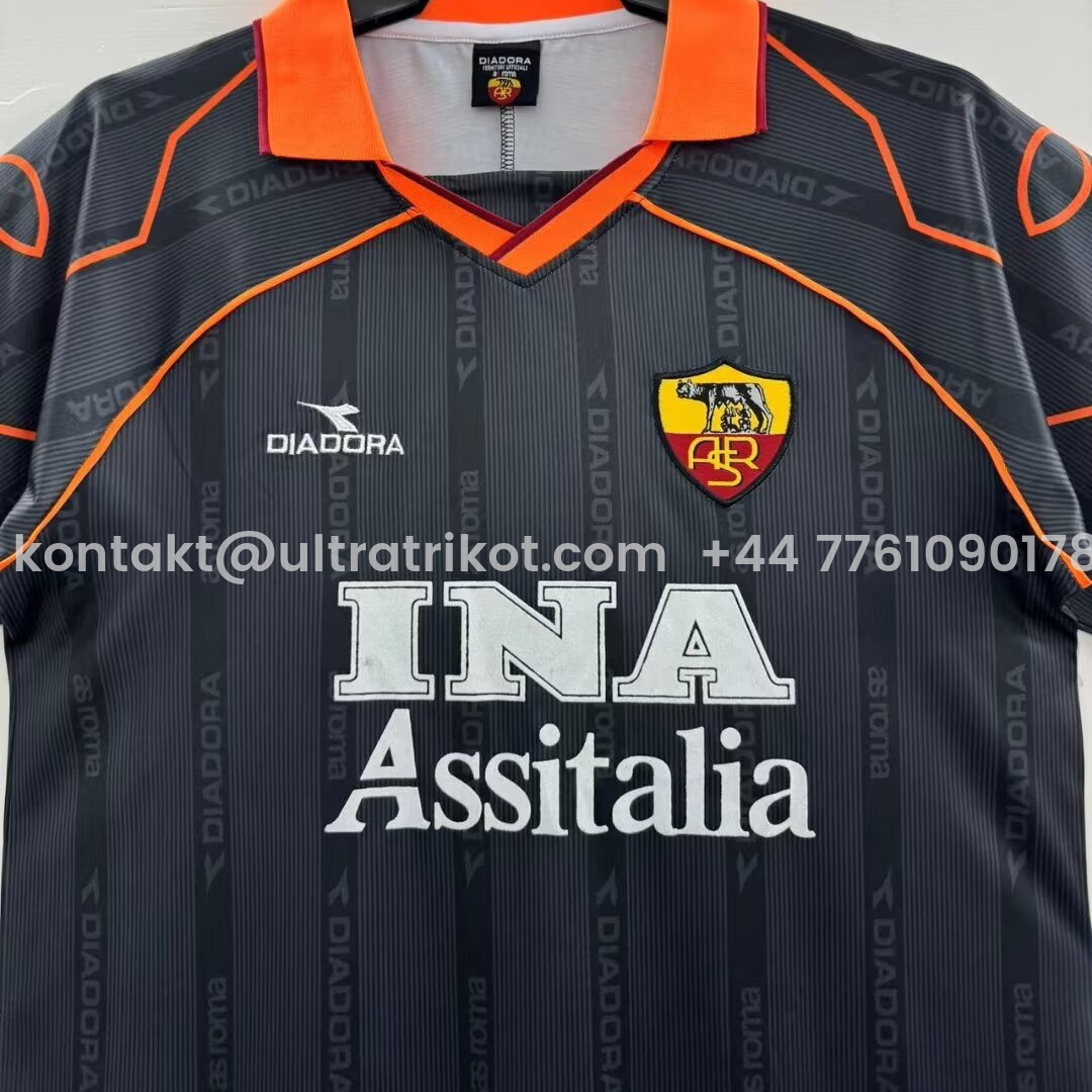 UltraTrikot-Retro Roma 1999-00 Third Jersey