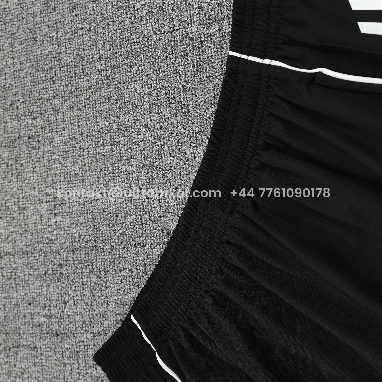 UltraTrikot-Real Madrid 25-26 Vest Training Set - Grey Arrow Pattern Vest & Black Shorts