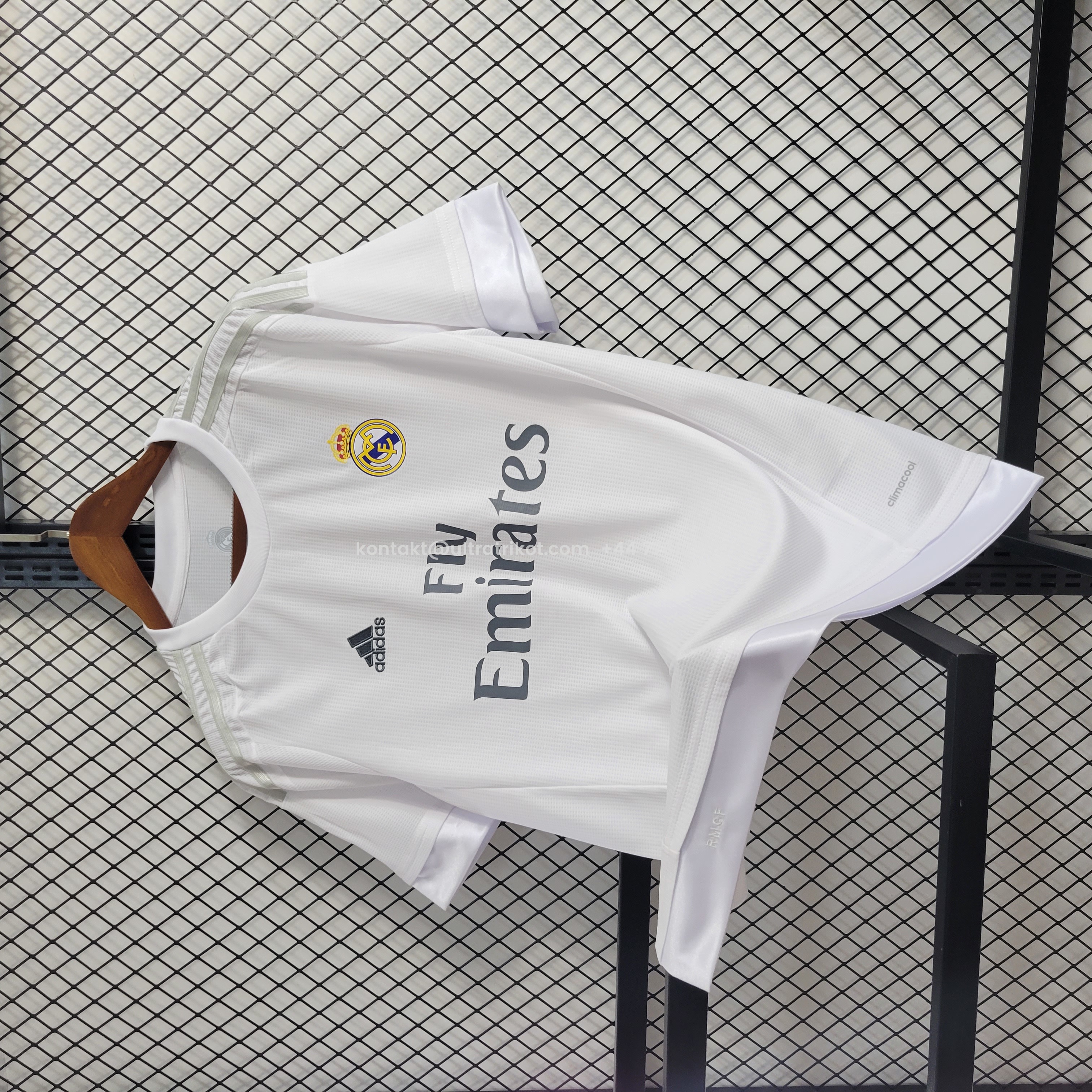 UltraTrikot-Retro Real Madrid 15-16 Home Stadium Jersey