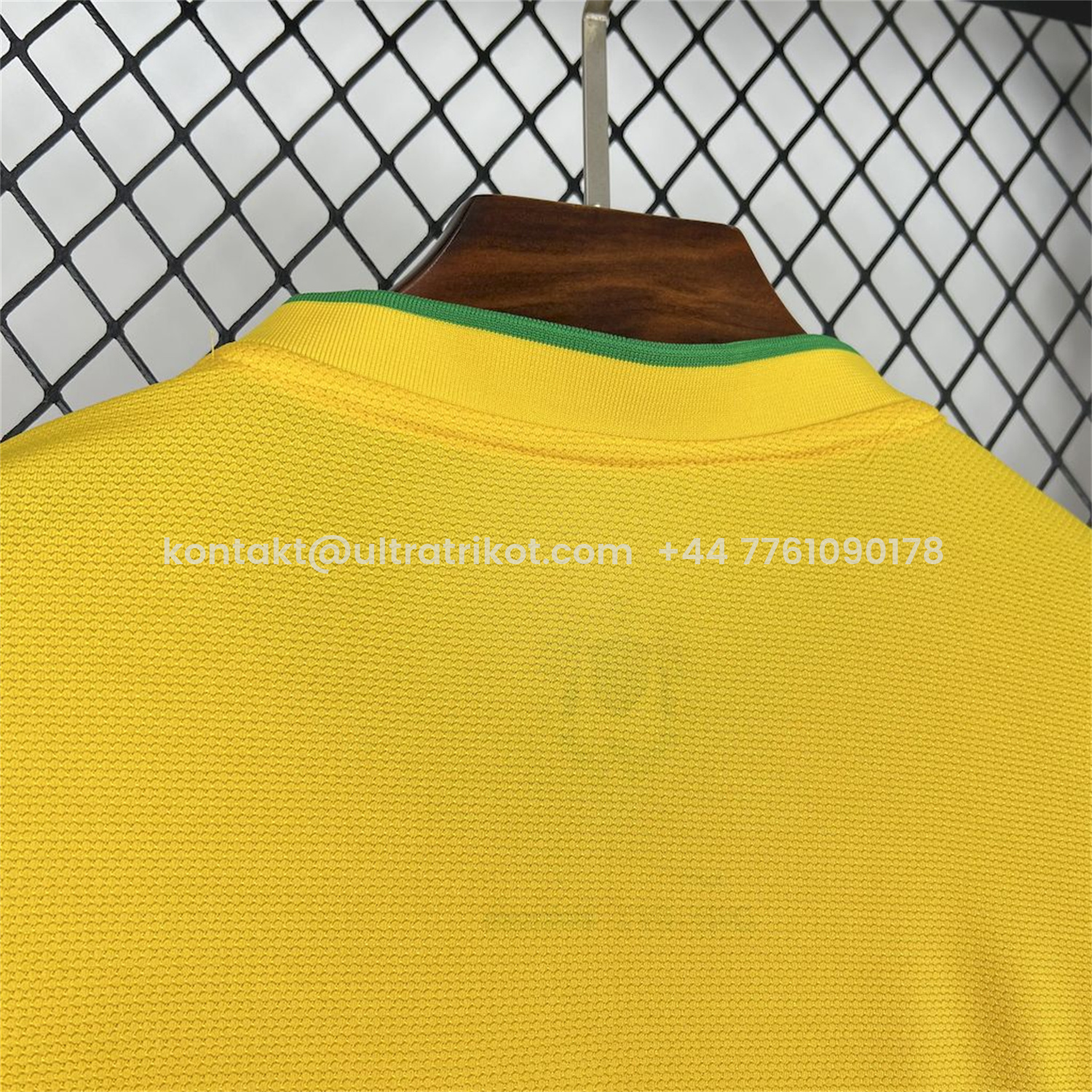 UltraTrikot-Retro Brazil 2012 Home Jersey
