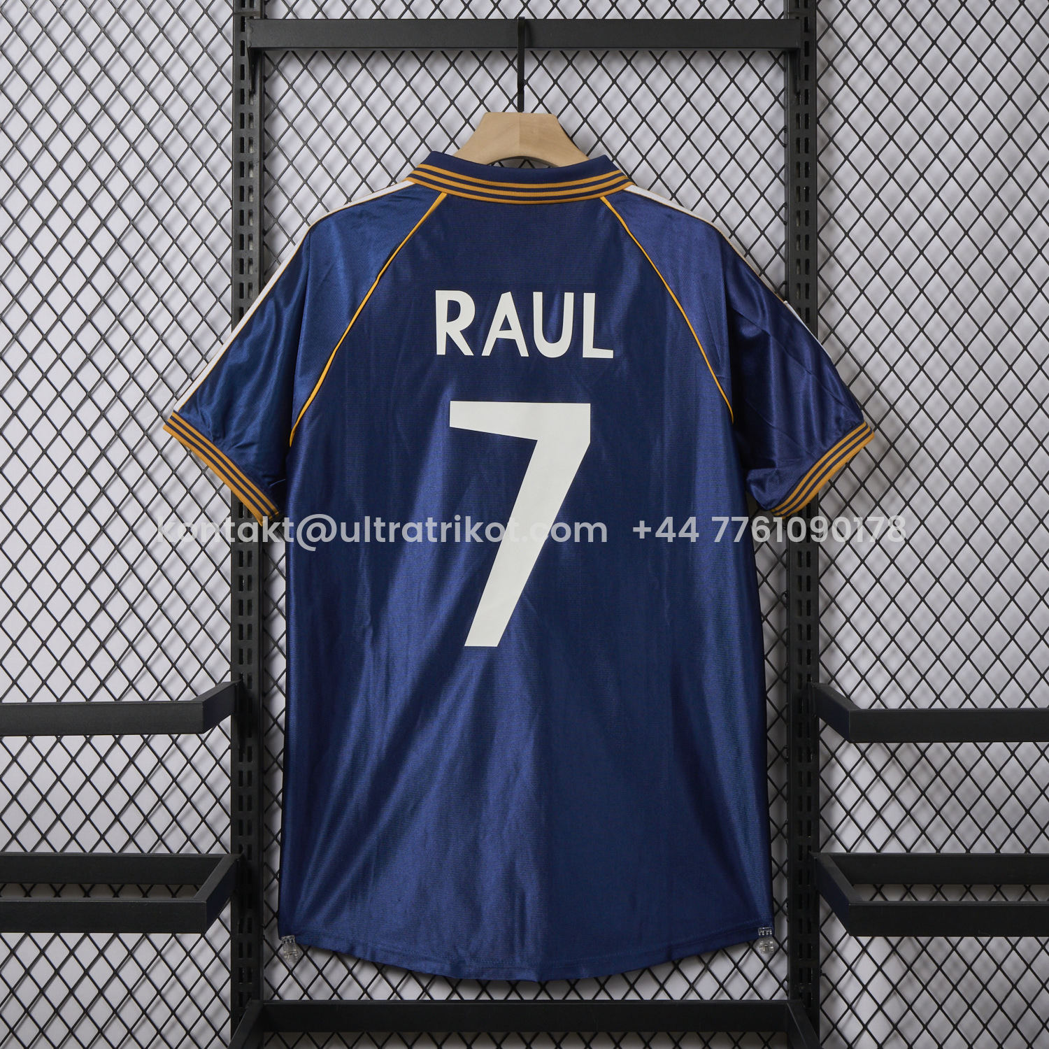 UltraTrikot-Retro Real Madrid 1998-99 Third Jersey