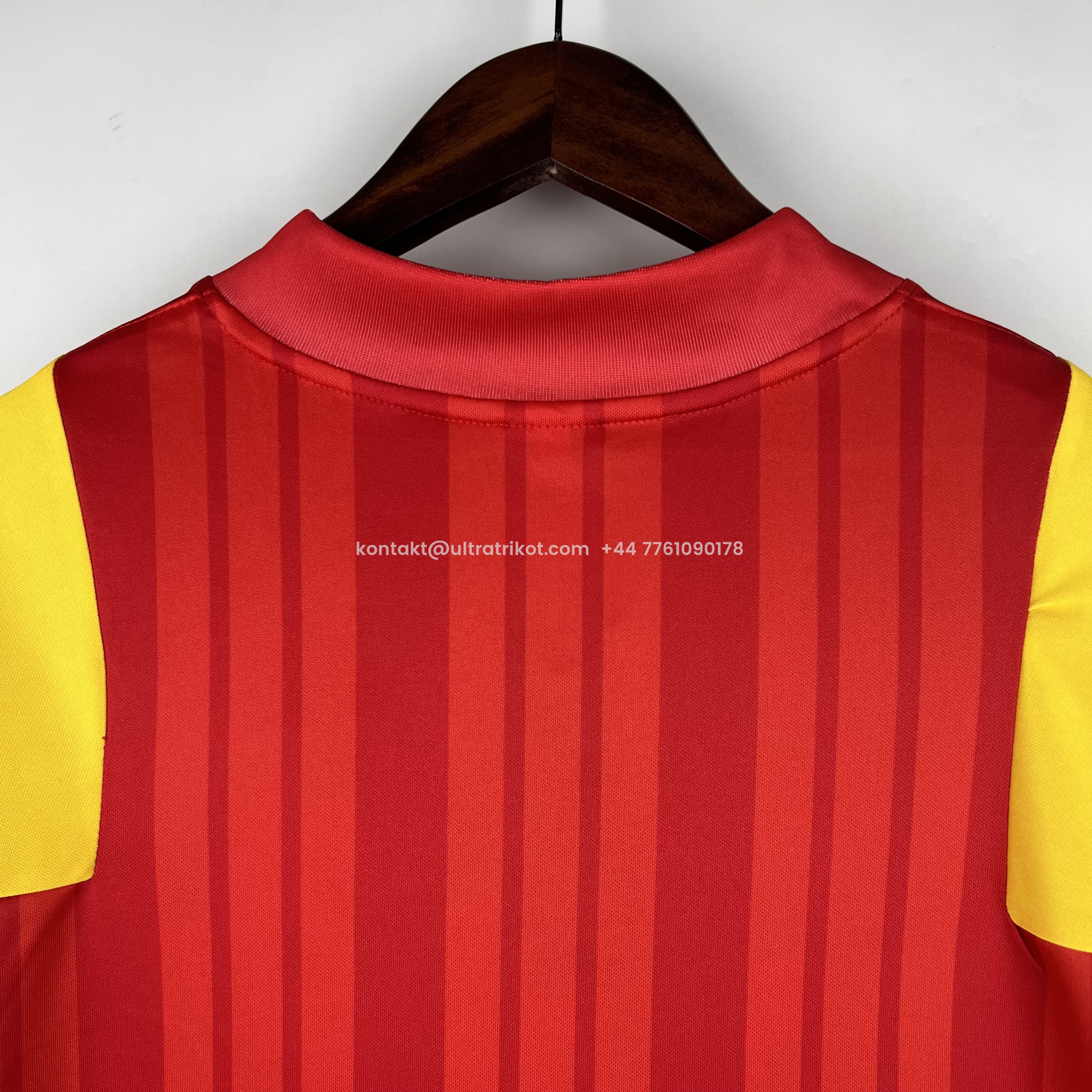 UltraTrikot-Retro Spain 1992 Home Stadium Jersey