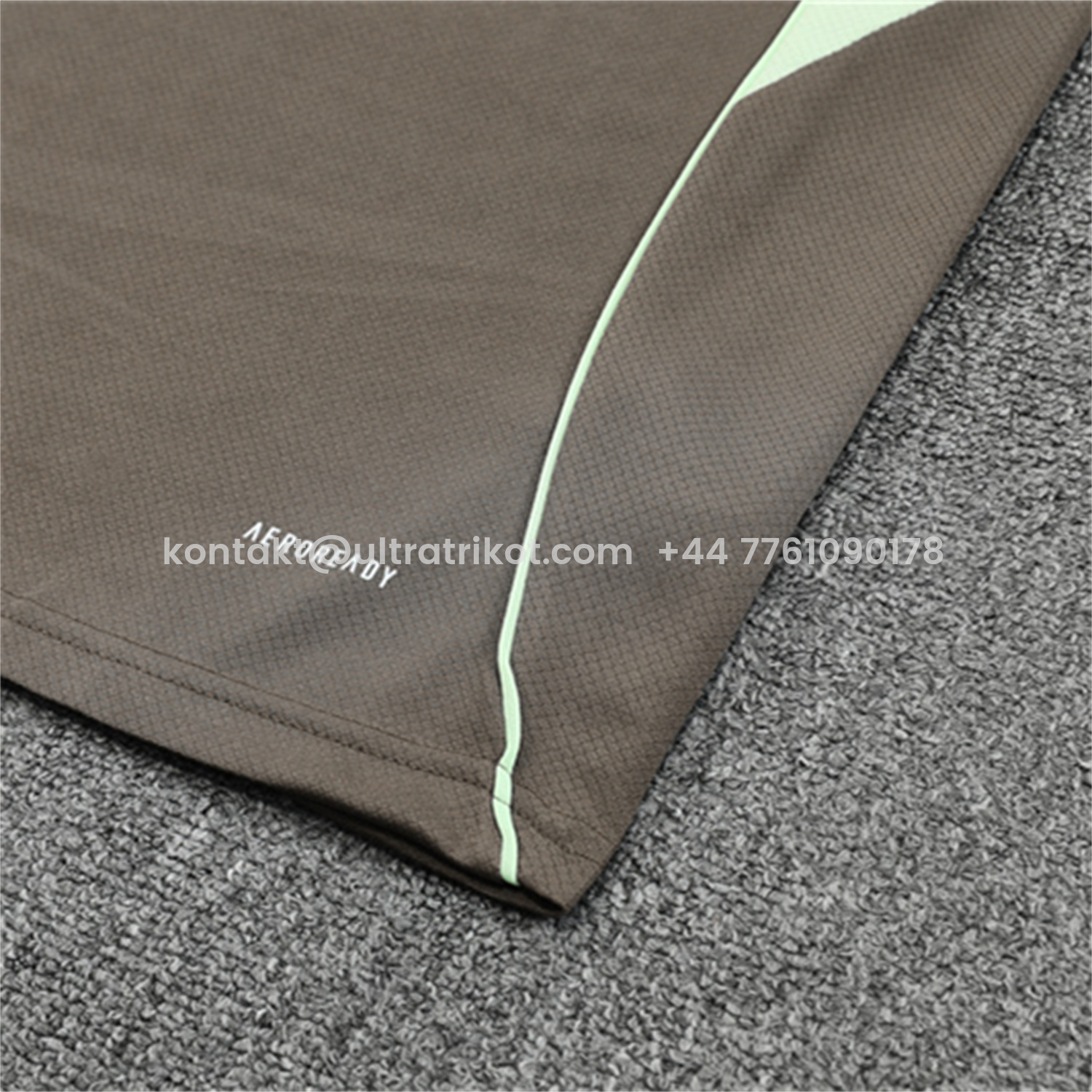 UltraTrikot-Real Madrid 25-26 Short-Sleeve Training Set - Dark Khaki Top and Shorts