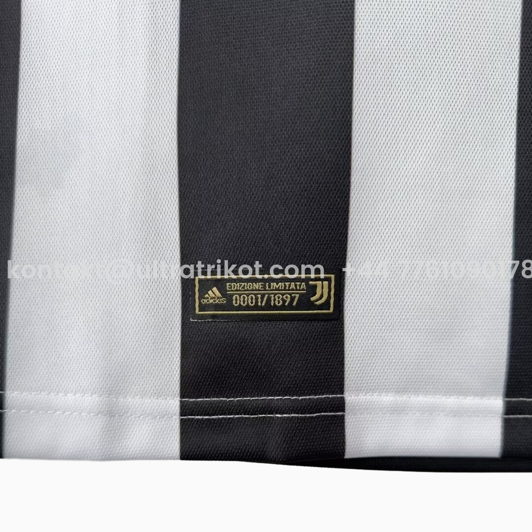 UltraTrikot-Retro Juventus 2017-18 120th Anniversary Special Edition Jersey