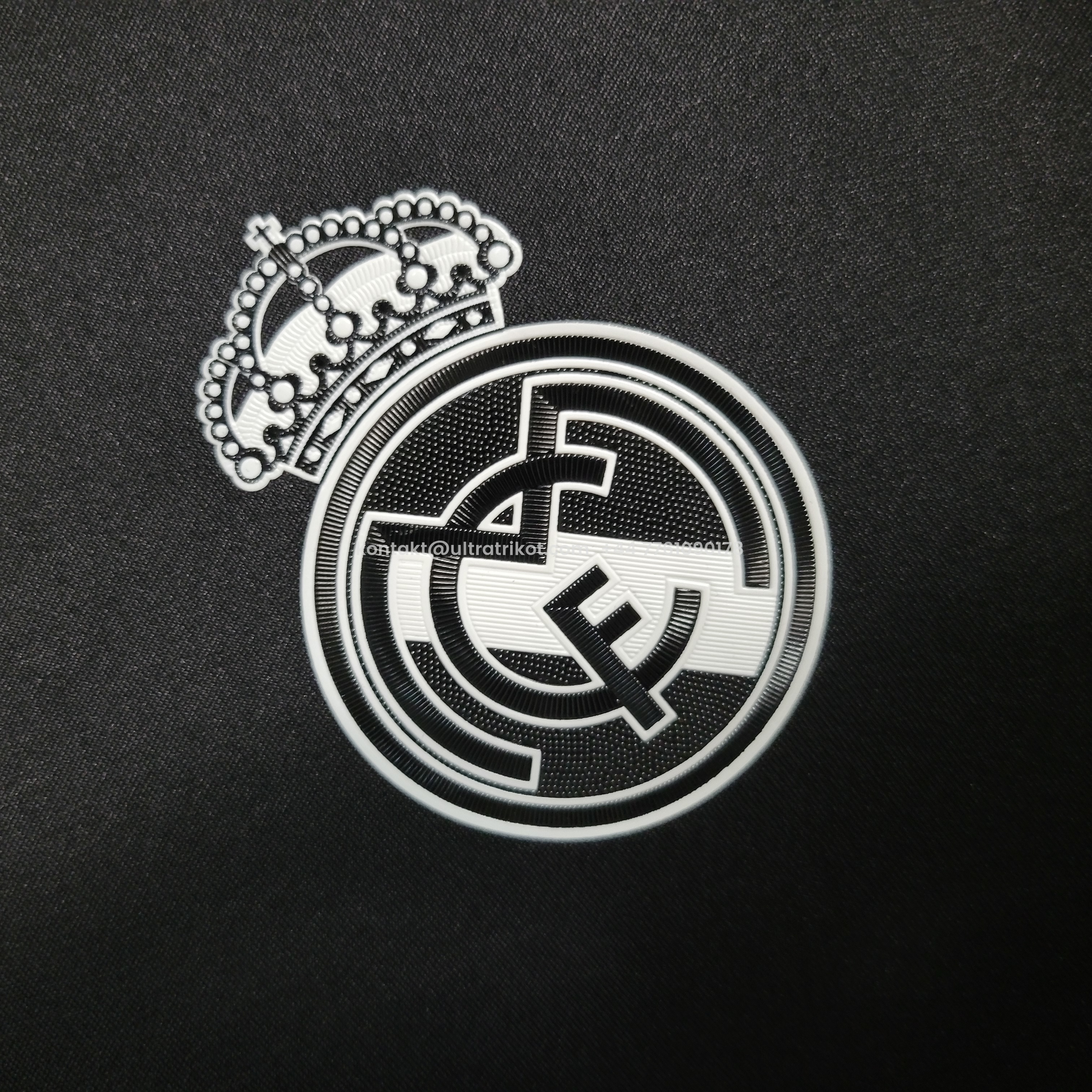 UltraTrikot-Retro Real Madrid 16-17 Third Long Sleeve Jersey