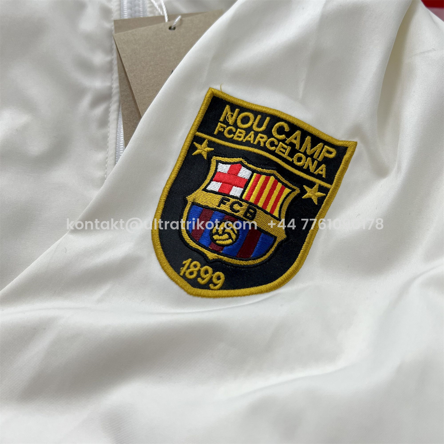 UltraTrikot-Retro Barcelona 1994-95 Player Windbreaker - White