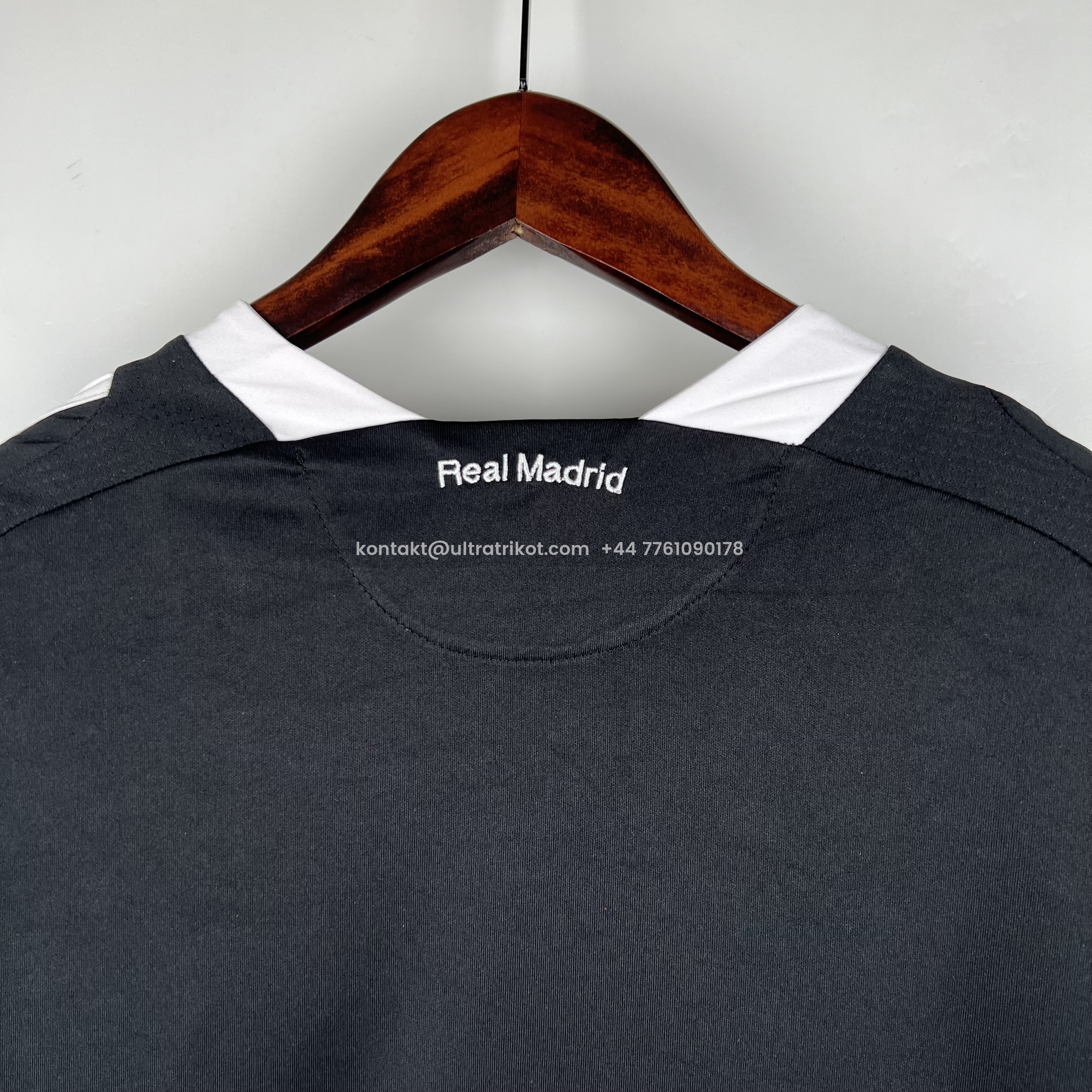 UltraTrikot-Retro Real Madrid 08-09 Third Jersey