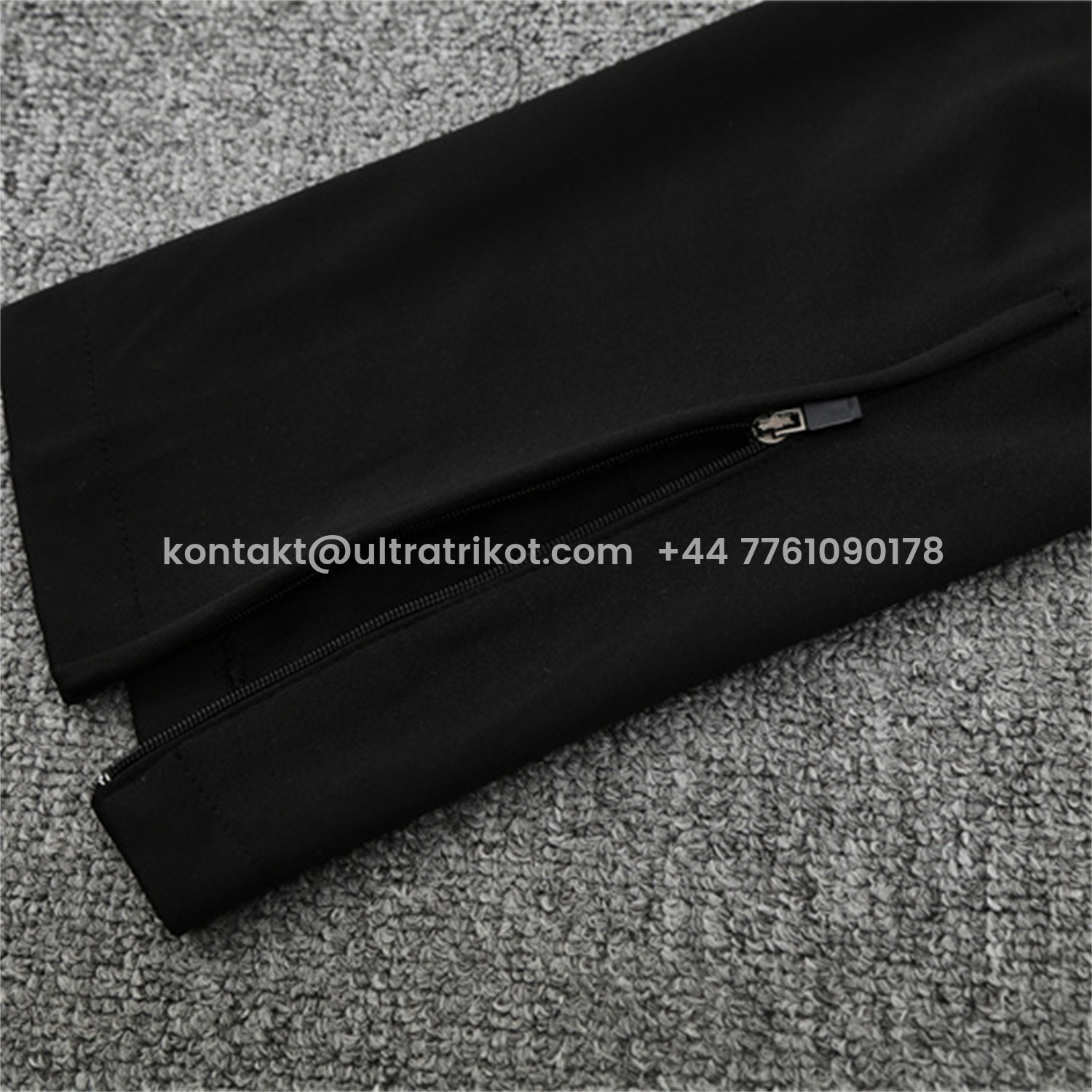 UltraTrikot-PSV Eindhoven 25-26 Long Sleeve Training Set - Khaki Top & Black Pants