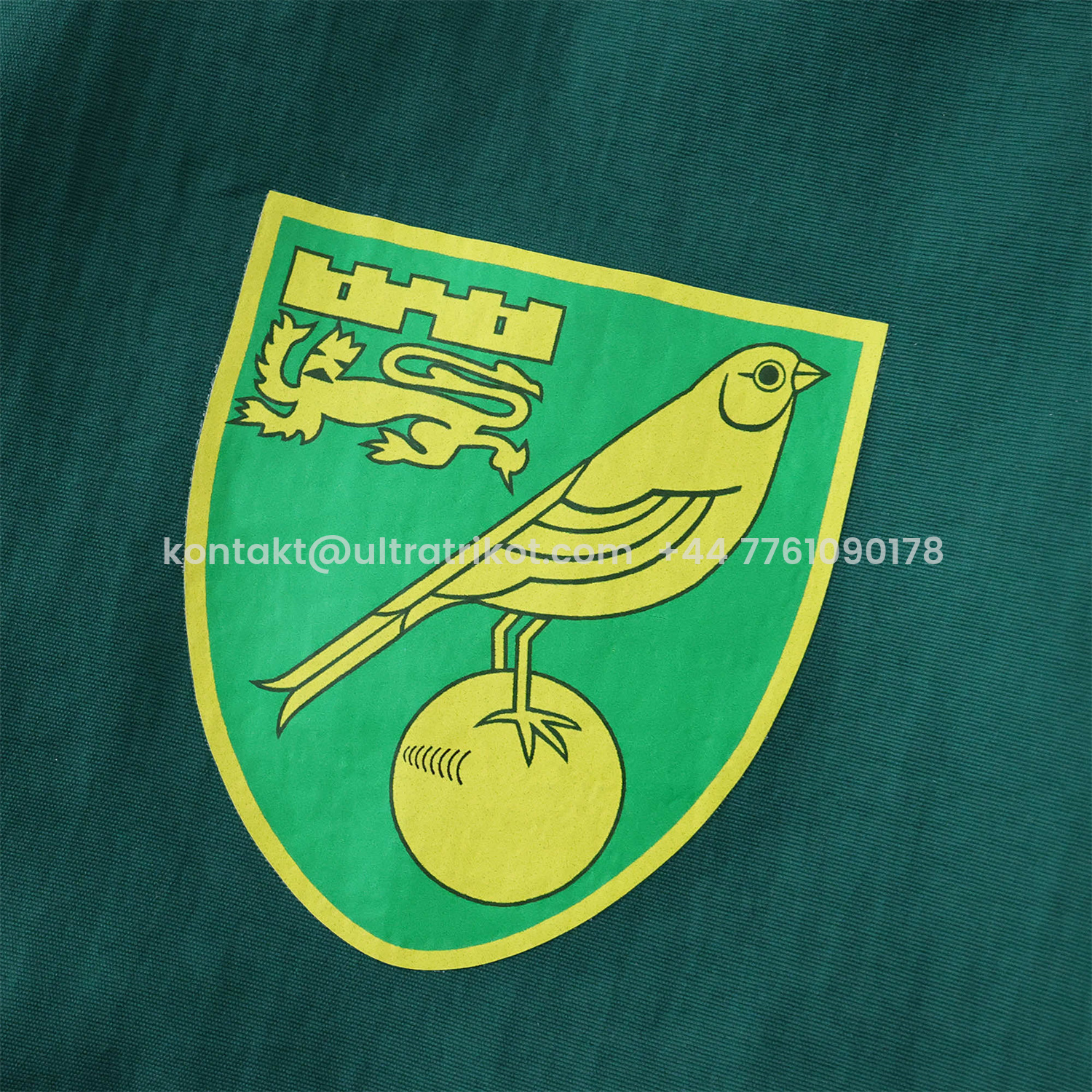 UltraTrikot-Norwich City 1992-94 Retro Style Double Sided Reversible Windbreaker - Green & Yellow
