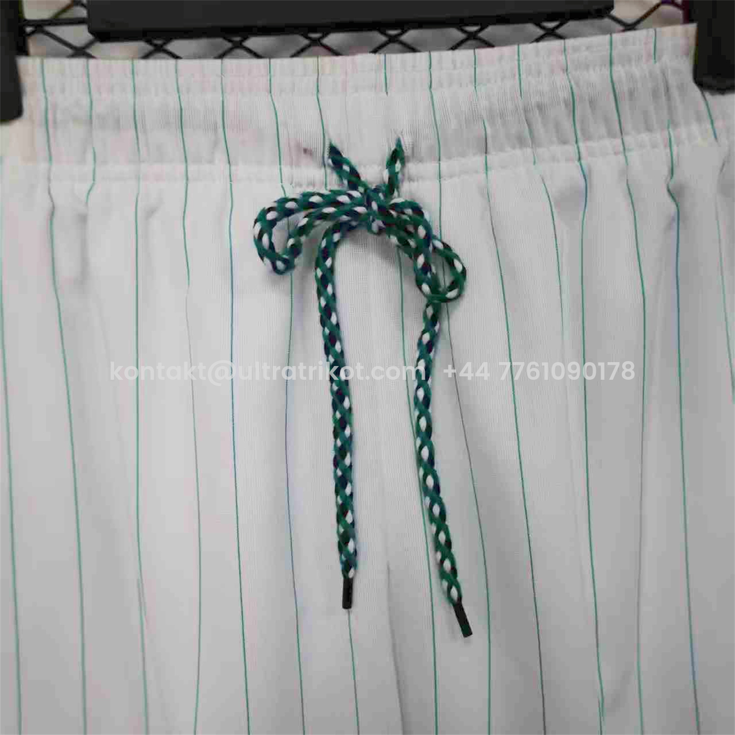 UltraTrikot-Liver.pool 25-26 Trefoil White Travel Shorts - Player Version