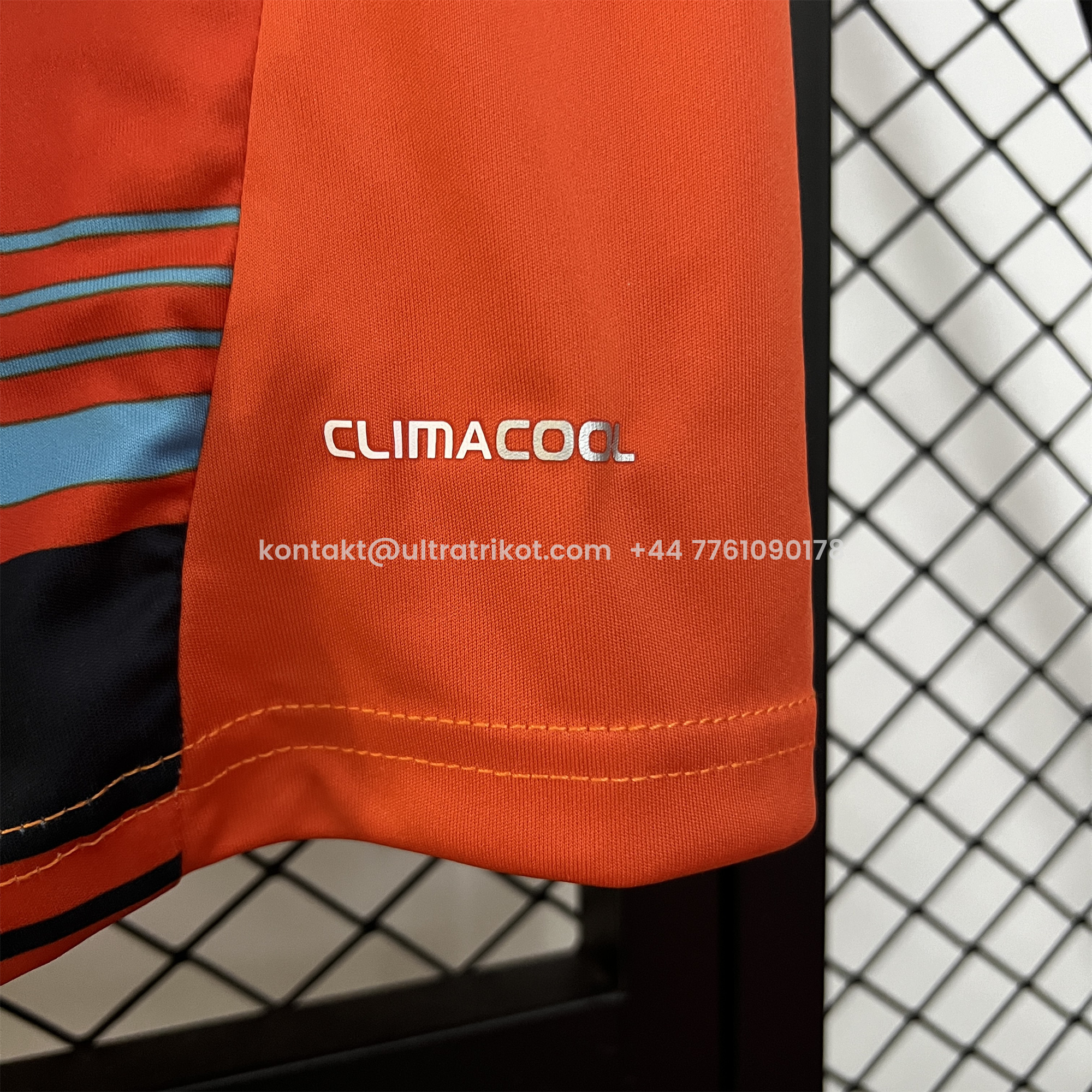 UltraTrikot-Retro Marseille 2011-12 Third Jersey