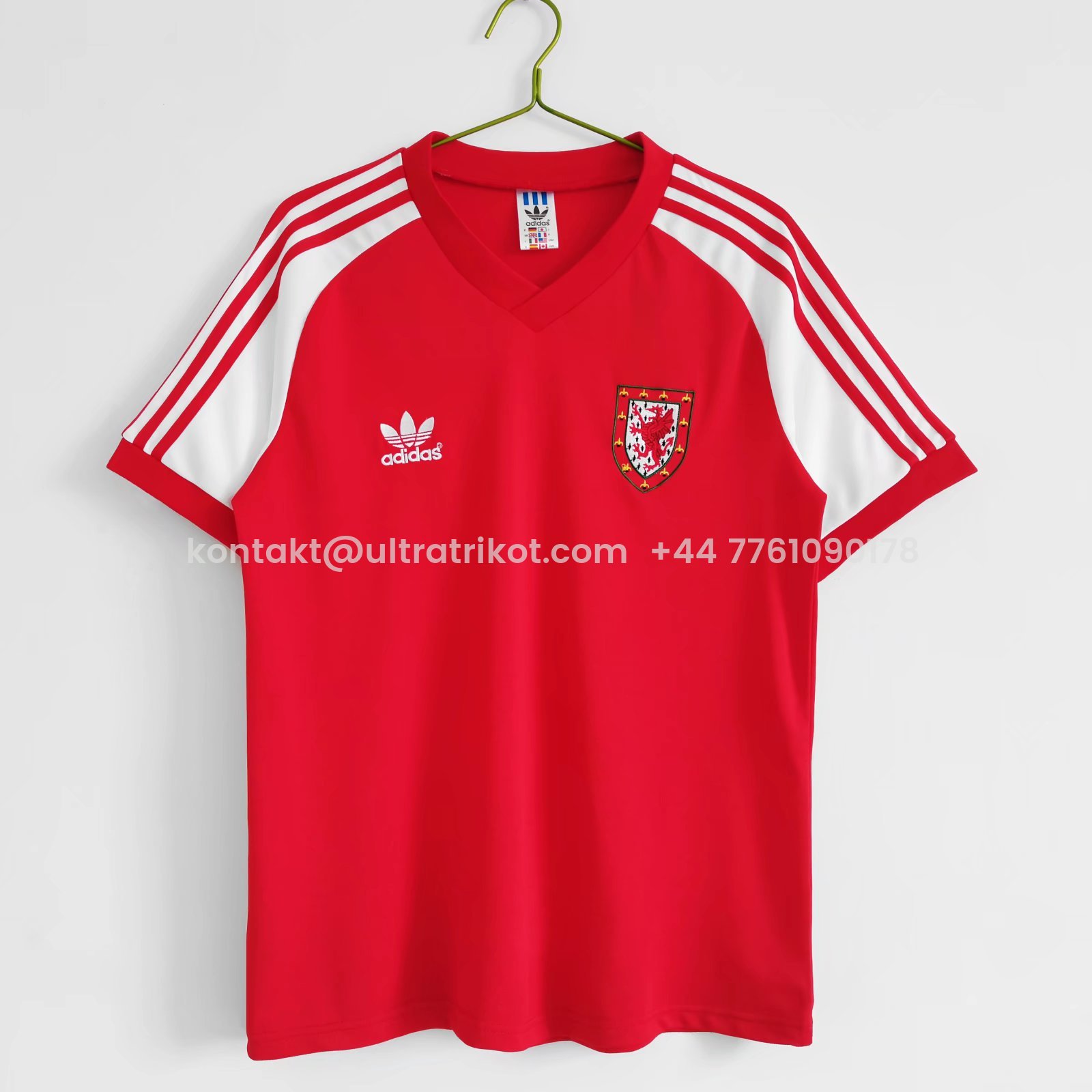 UltraTrikot-Retro Wales 1982 Home Stadium Jersey