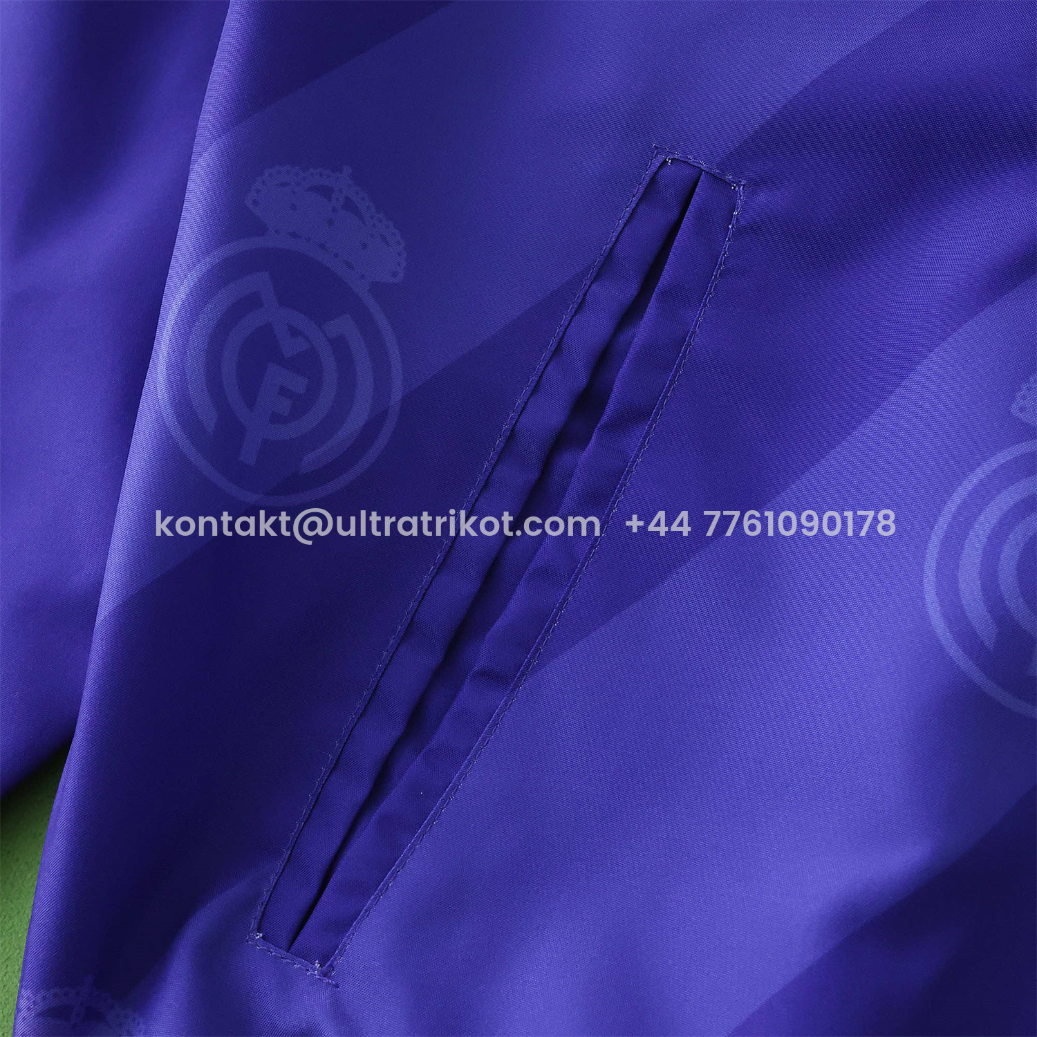 UltraTrikot-Retro Real Madrid 1995-96 Home & Away Double Sided Reversible Windbreaker - White & Purple