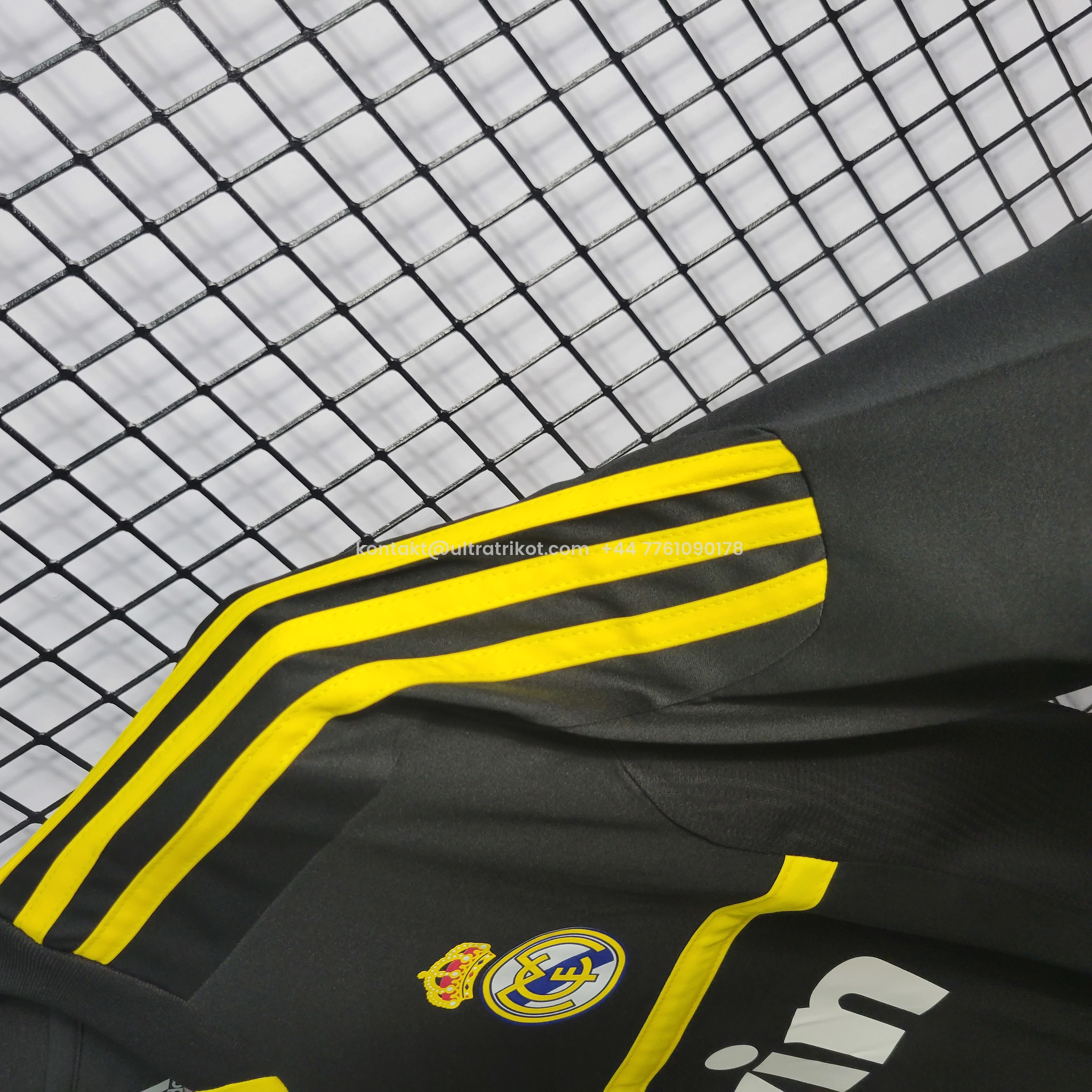UltraTrikot-Retro Real Madrid 11-12 Black Goalkeeper Jersey