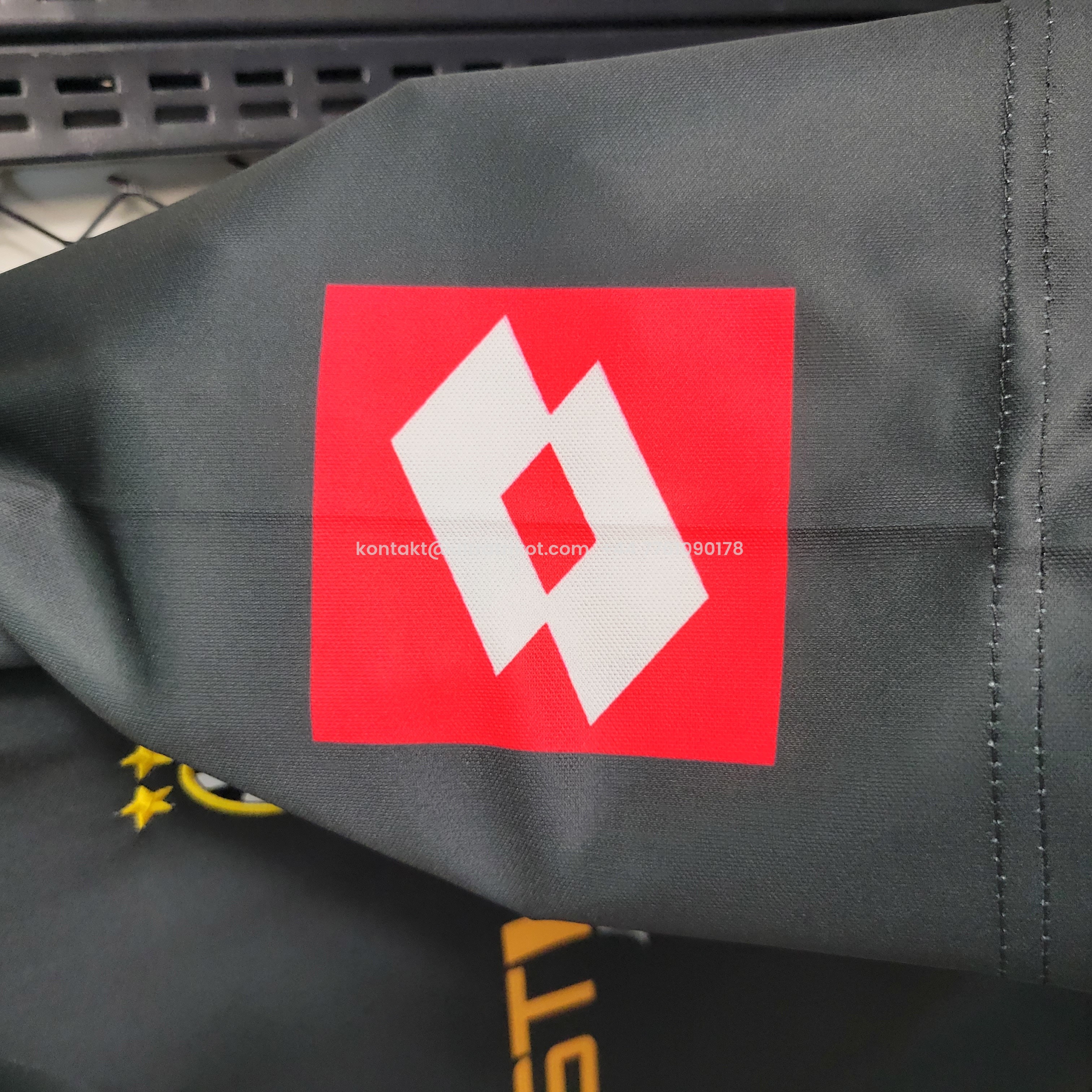 UltraTrikot-Retro Juventus 2001-02 Away Stadium Jersey