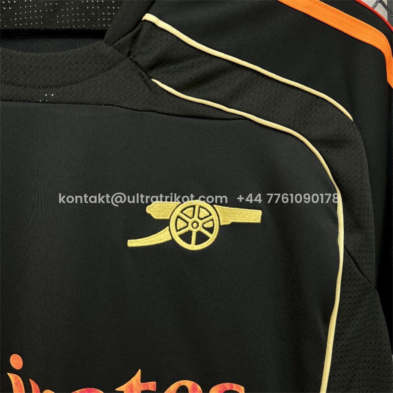 UltraTrikot-Arsenal 25-26 Gold Lines Black Training Jersey - Fans Version