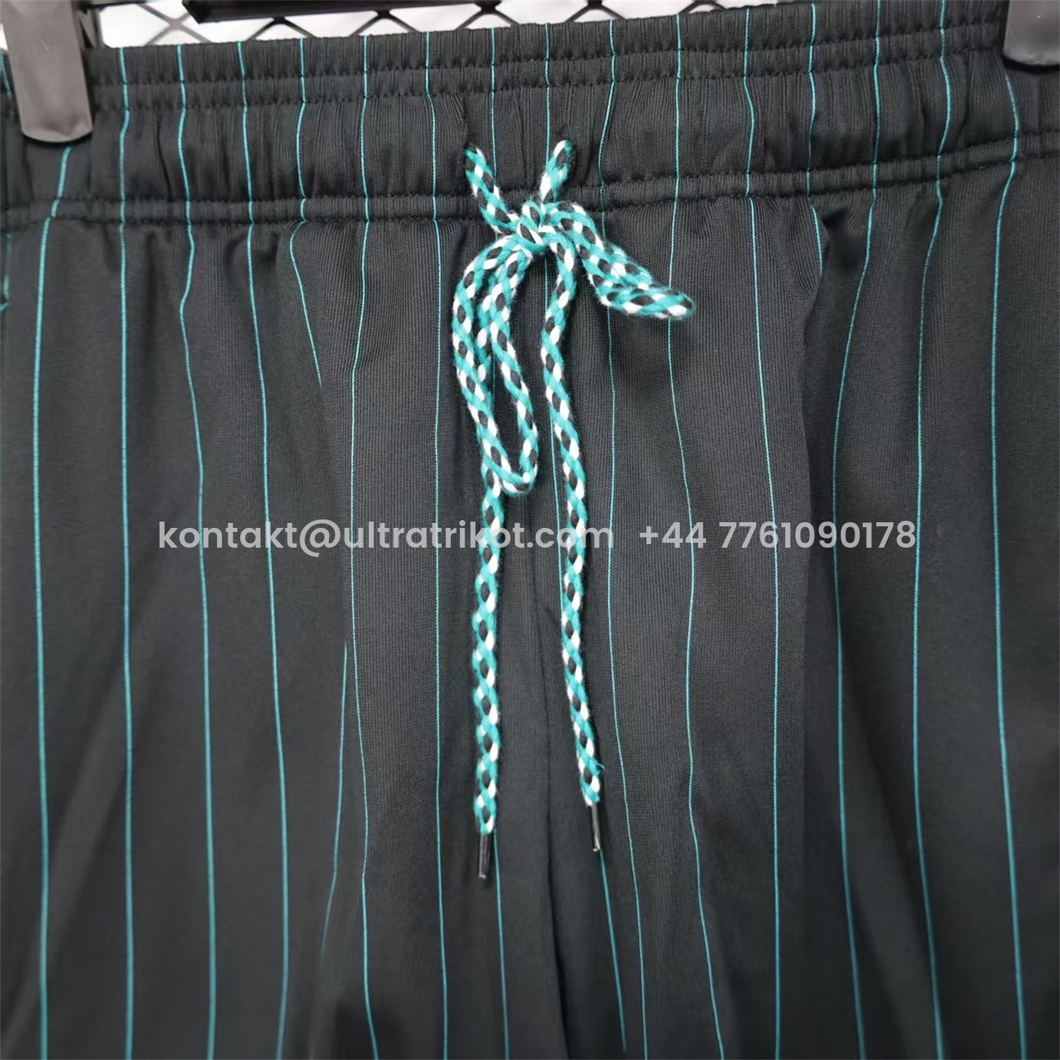 UltraTrikot-Liver.pool 25-26 Trefoil Black Travel Shorts - Player Version