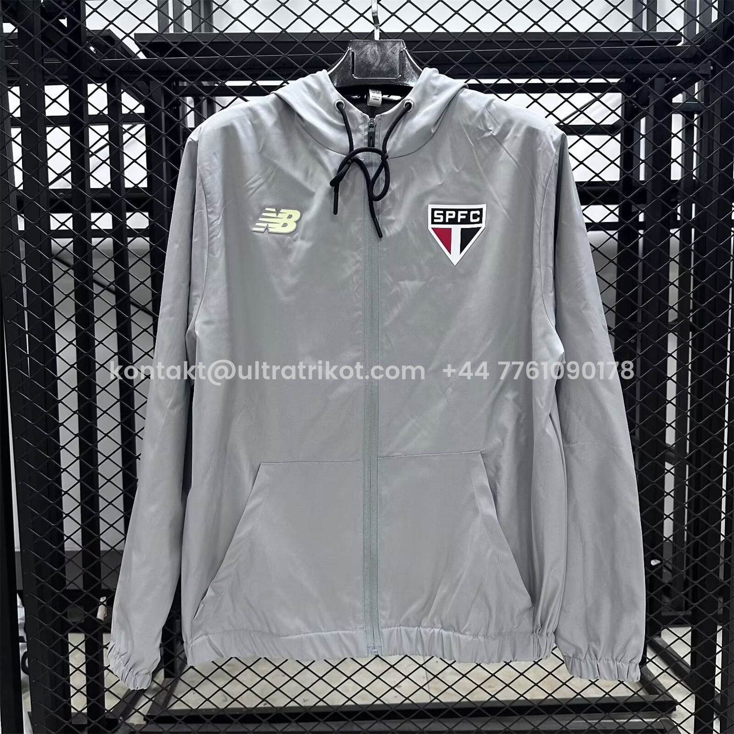 UltraTrikot-Sao Paulo 25-26 Throwback Windbreaker Jacket - Grey