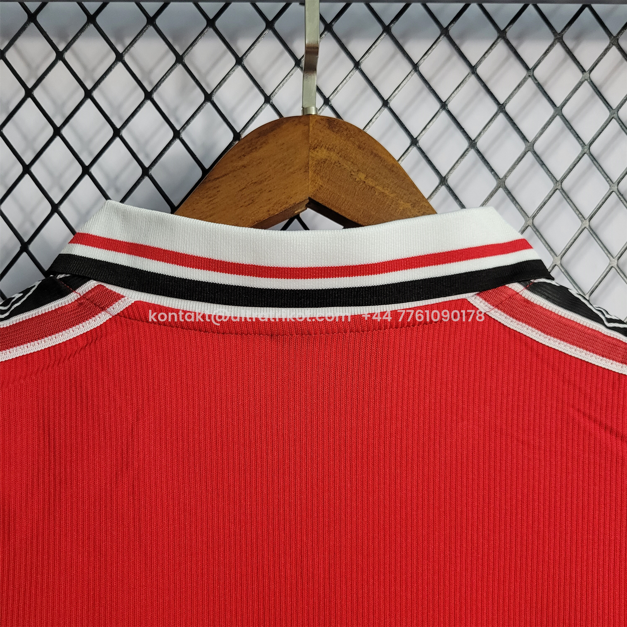 UltraTrikot-Retro Manchester United 98-99 Home Jersey