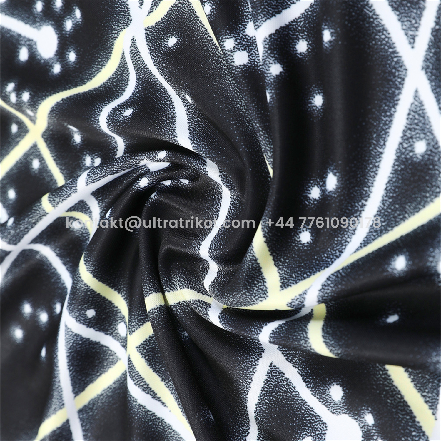 UltraTrikot-C.H.E.L.S.E.A 25-26 Short-Sleeve Training Set - Yellow Fluorescent Rays Black Top & Black Shorts