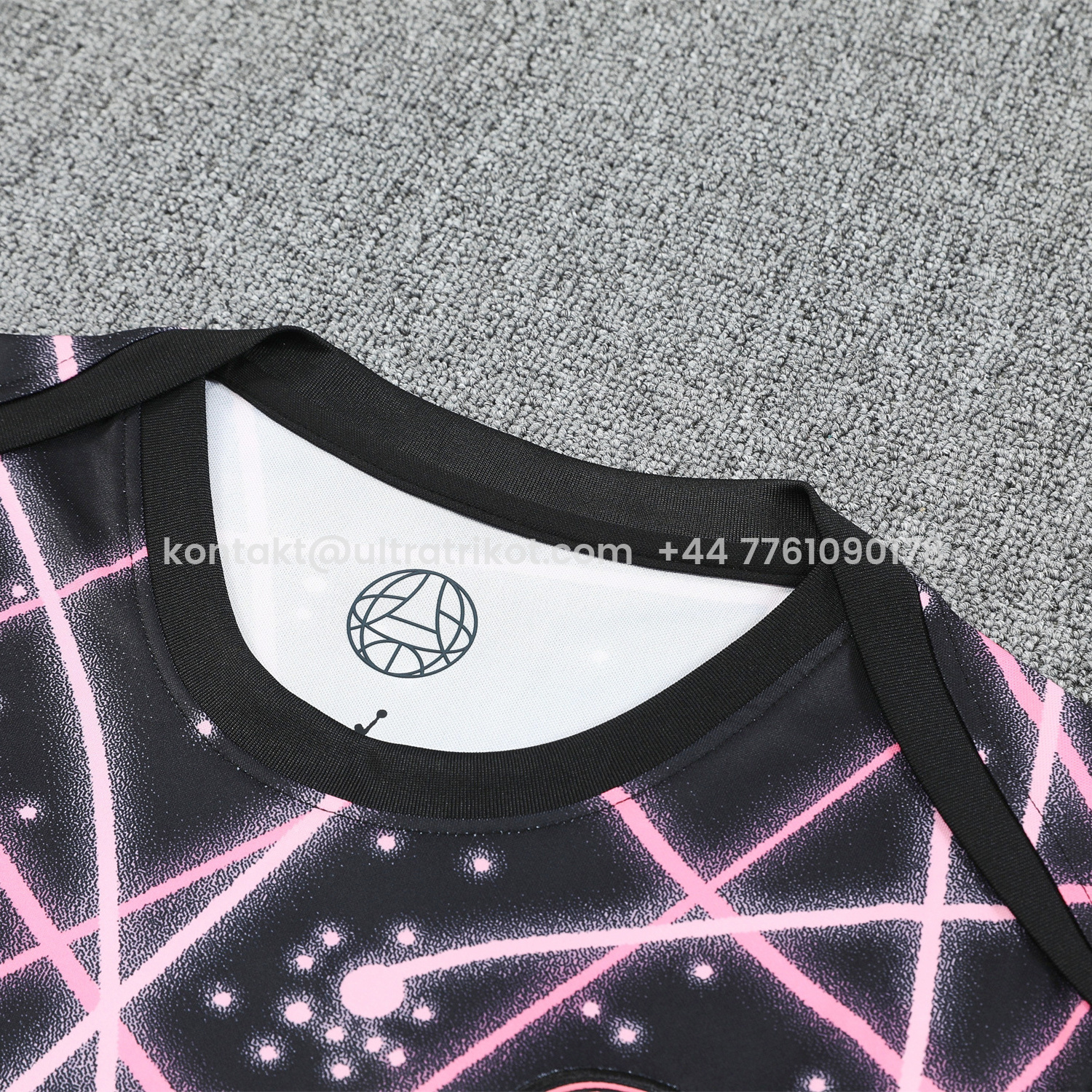 UltraTrikot-Paris Saint-Germain PSG 25-26 Short-Sleeve Training Set - Pink Fluorescent Rays Black Top & Black Shorts