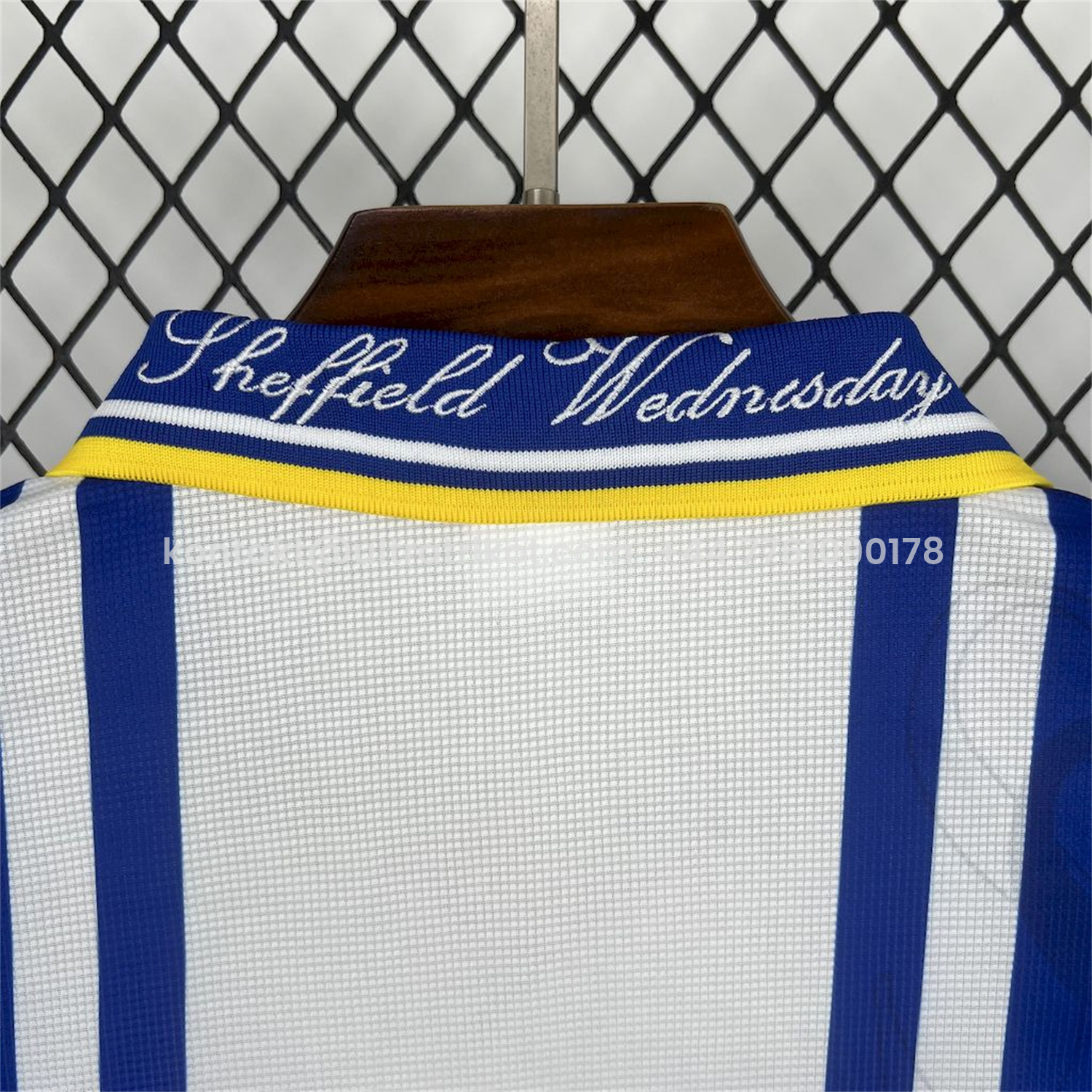 UltraTrikot-Retro Sheffield Wednesday 1996-97 Home Jersey