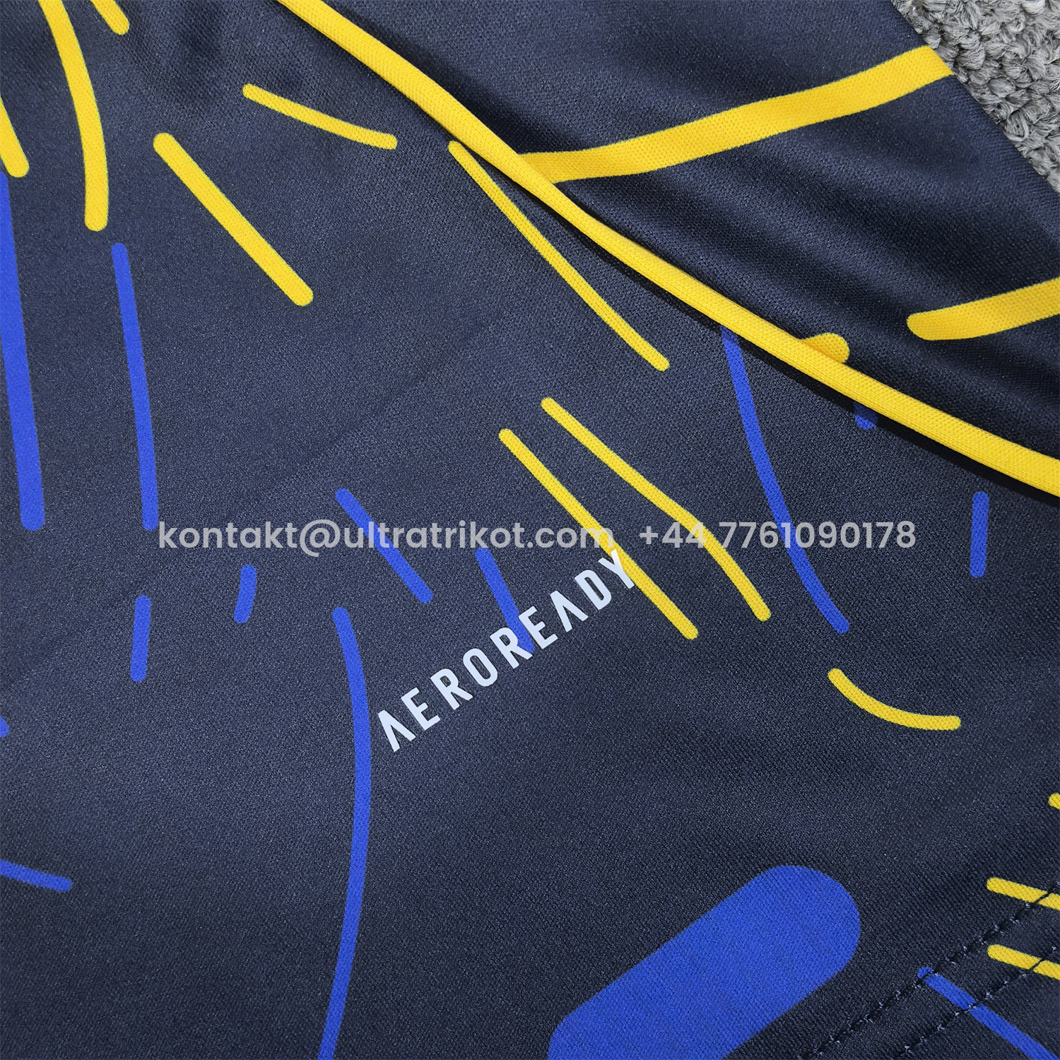 UltraTrikot-Leeds United 25-26 Yellow Stripes Blue Special Jersey - Fans Version