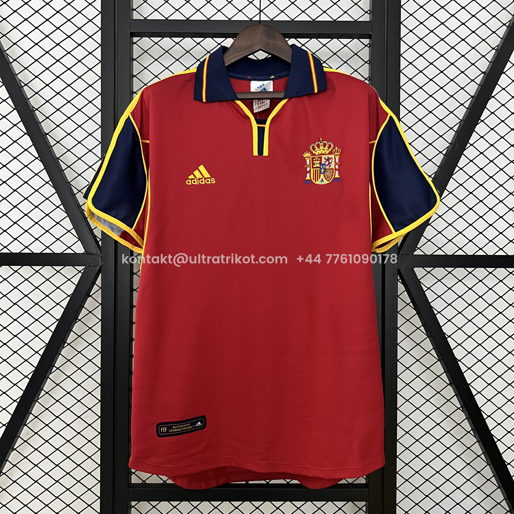 UltraTrikot-Retro Spain 2000 Home Jersey