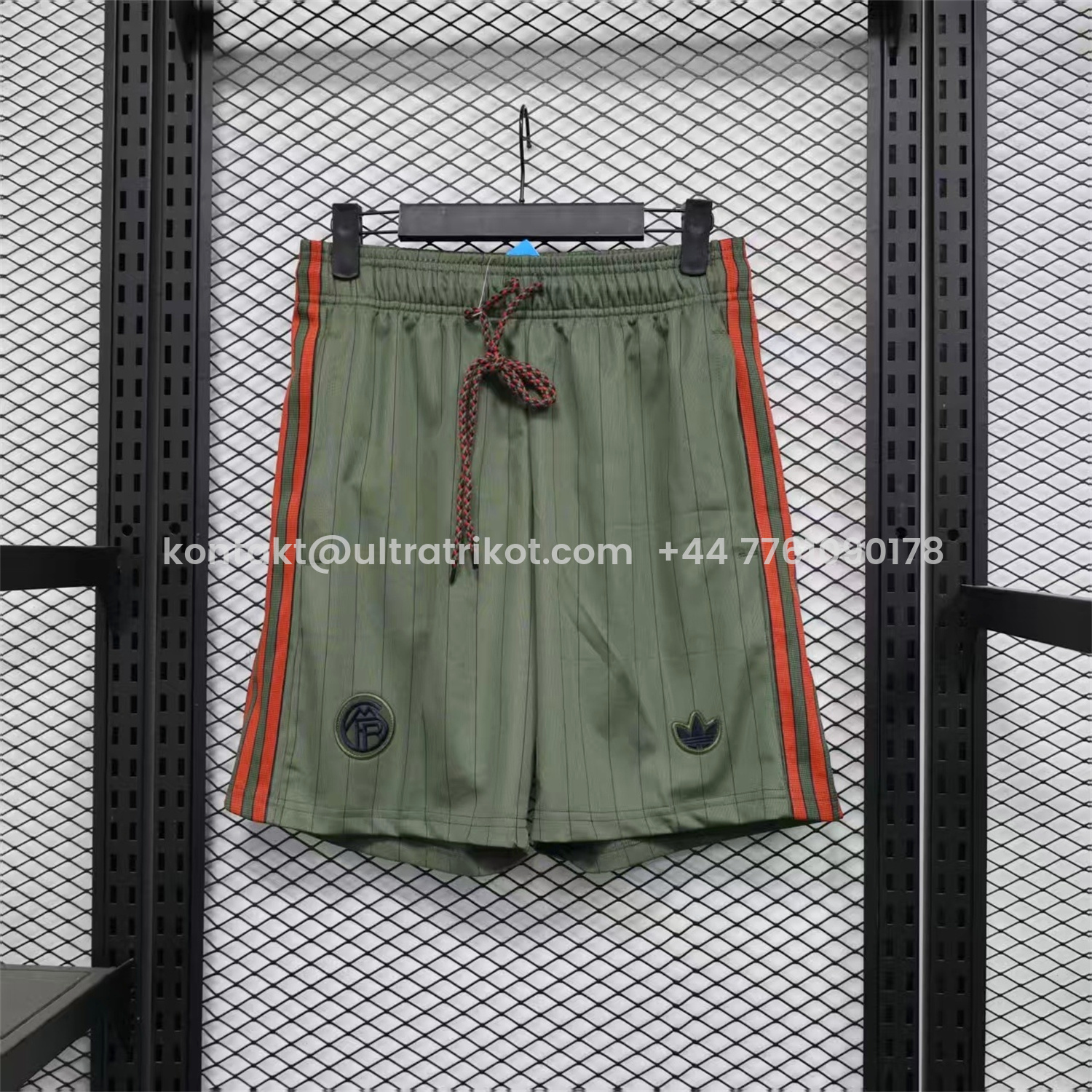 UltraTrikot-Bayern Munich 25-26 Trefoil Grey Green Travel Shorts - Player Version