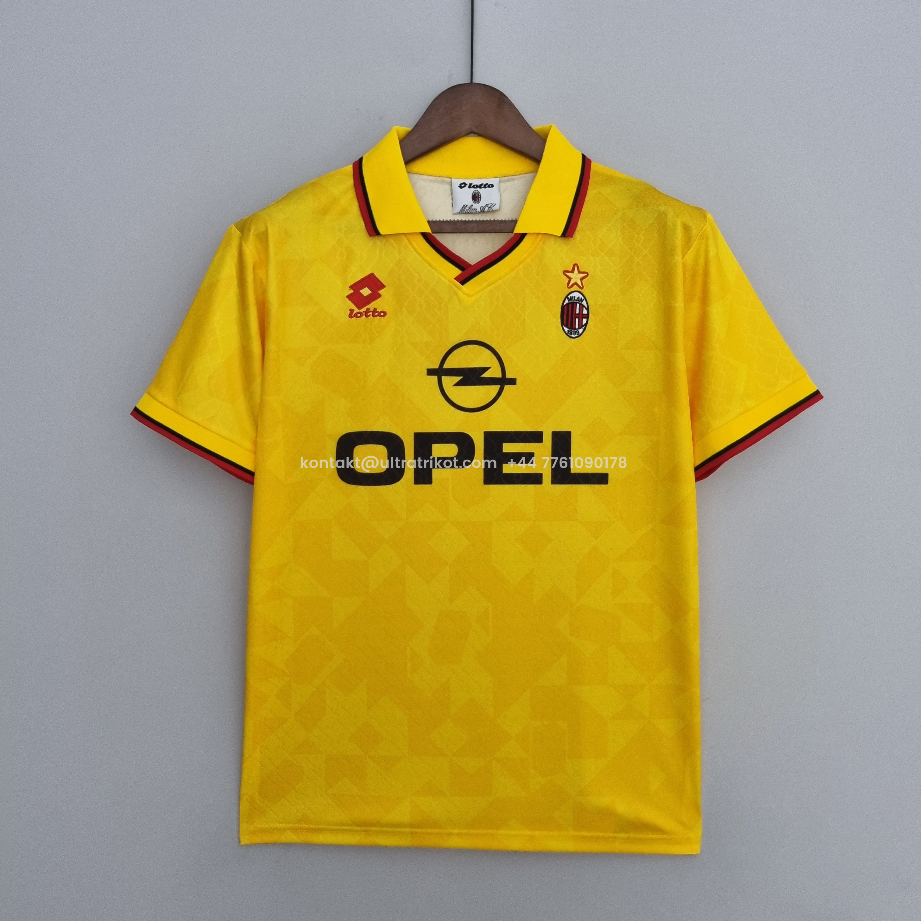 UltraTrikot-Retro AC Milan 95-96 Third Jersey